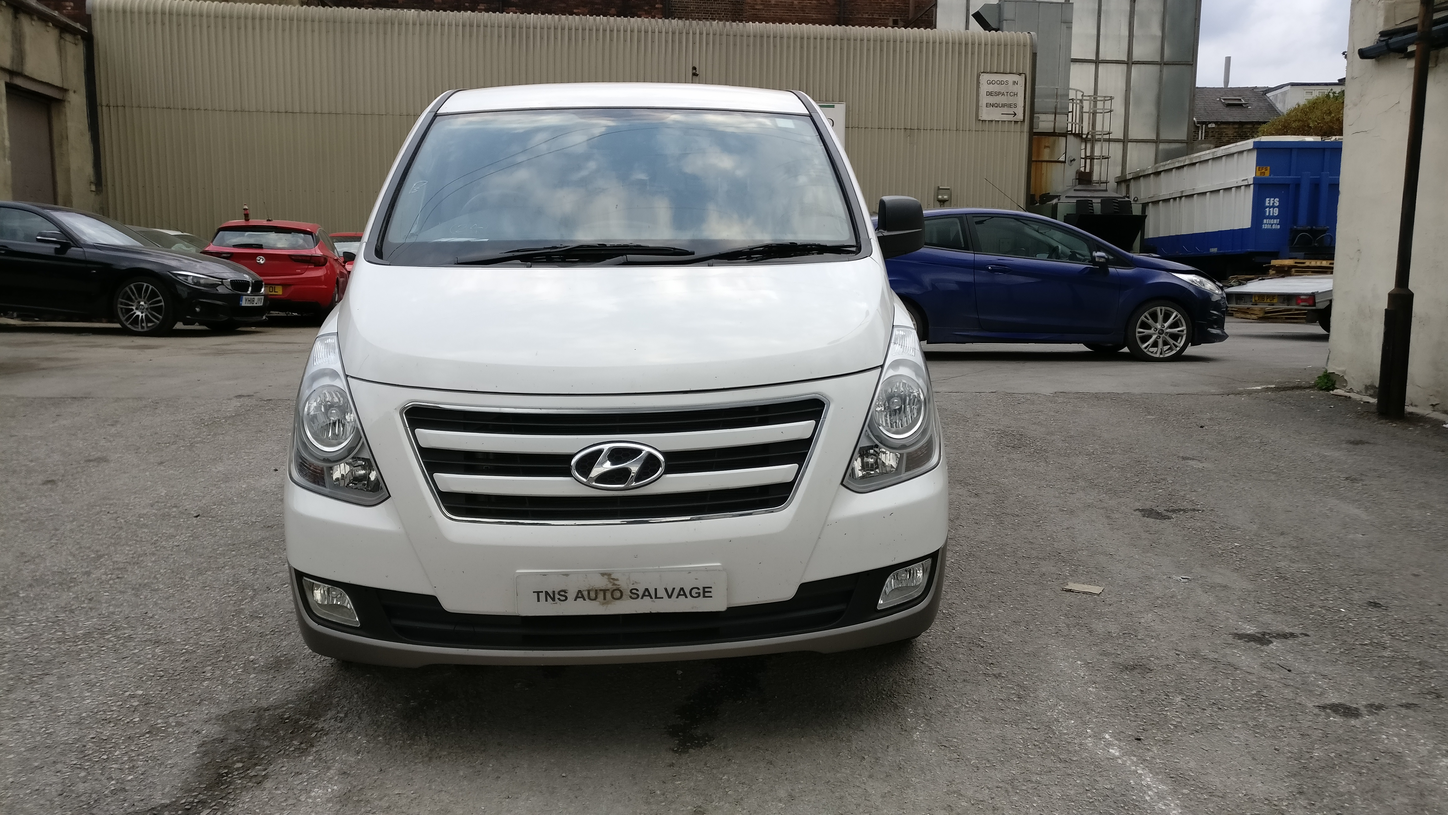 2017 HYUNDAI i800 SE 2.5 CRDi AUTO UNRECORDED DAMAGED REPAIRABLE SALVAGE