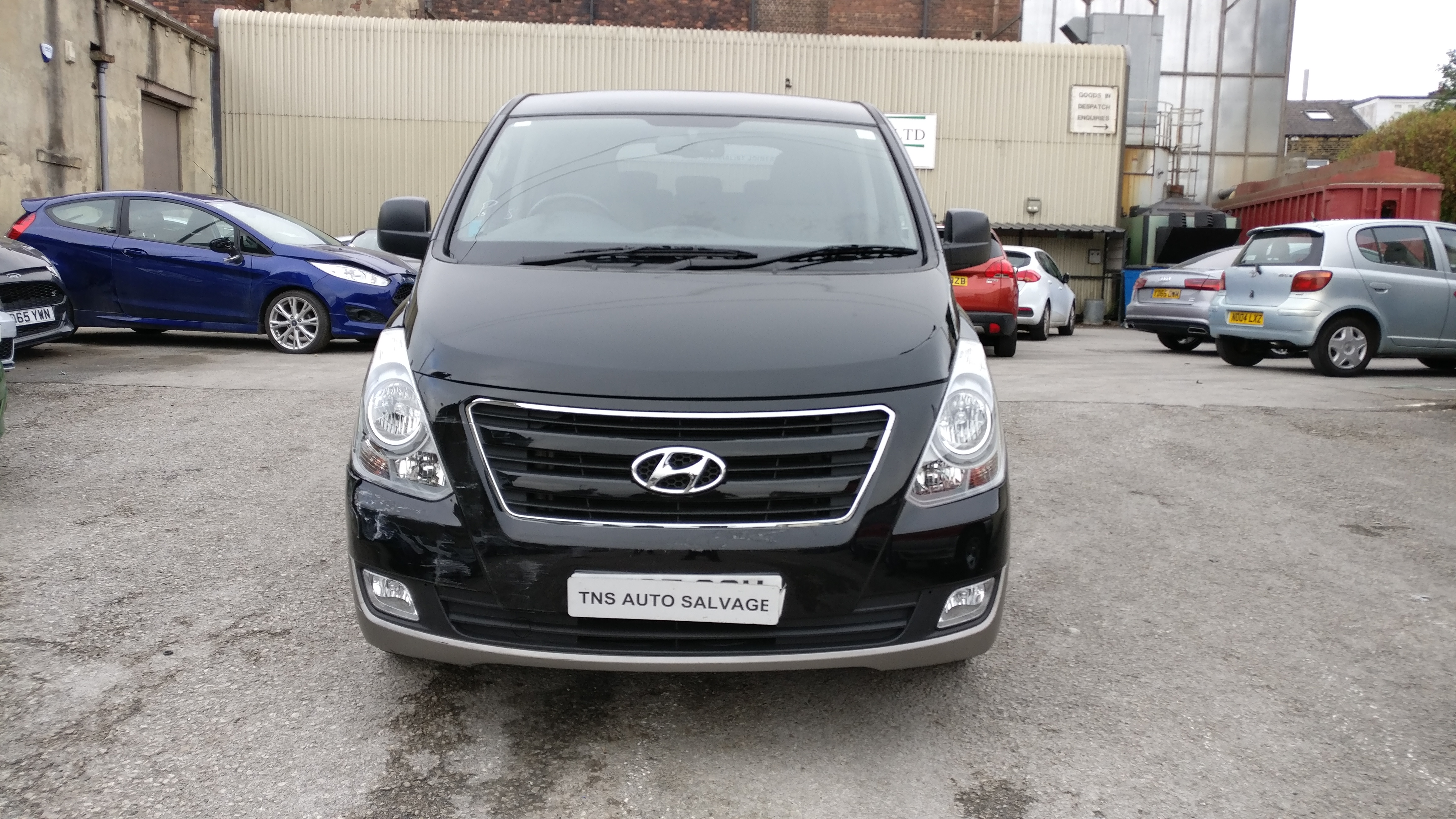 2017 67 HYUNDAI i800 SE NAV 2.5 CRDi UNRECORDED DAMAGED SALVAGE