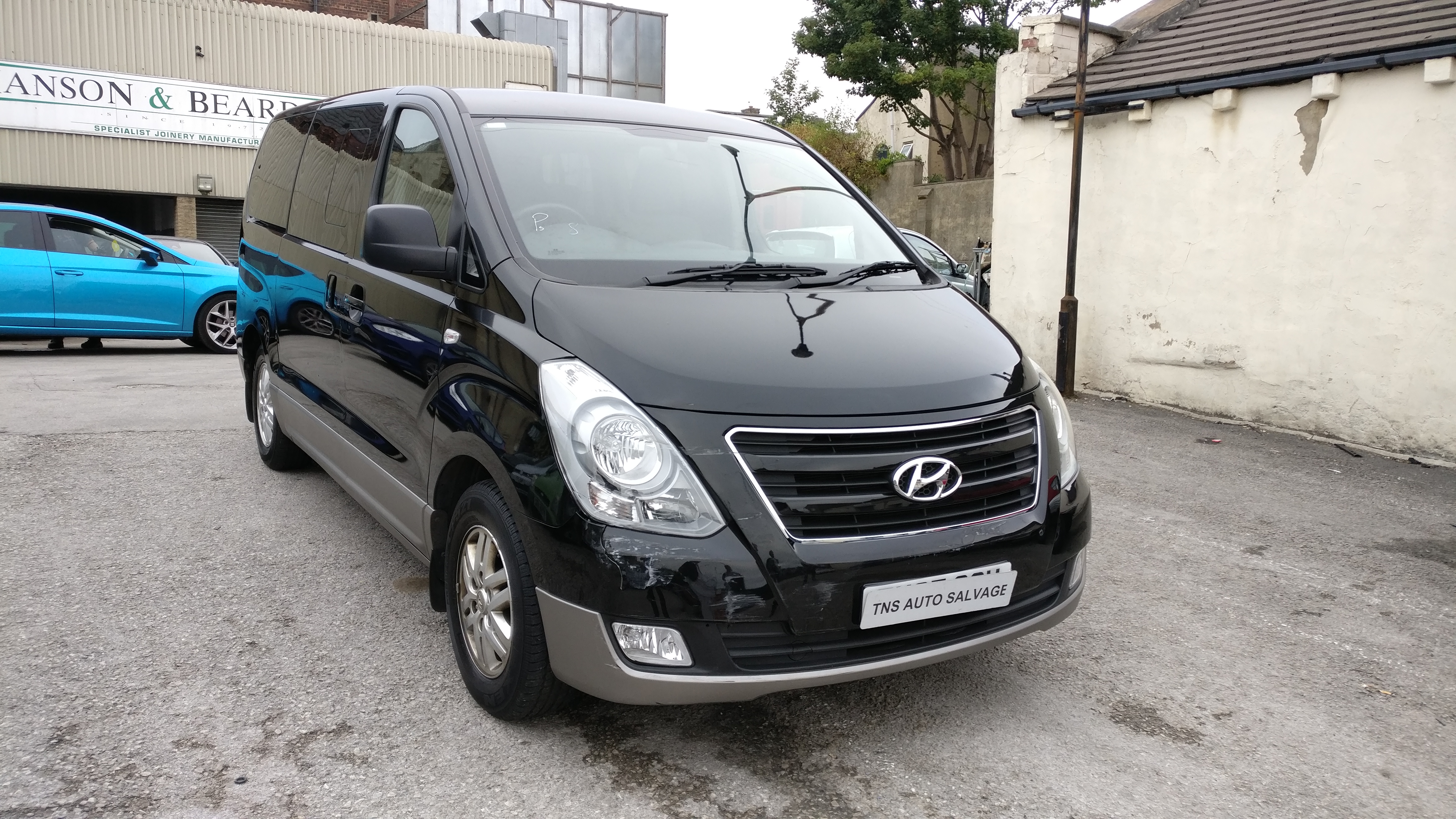 2017 67 HYUNDAI i800 SE NAV 2.5 CRDi UNRECORDED DAMAGED SALVAGE