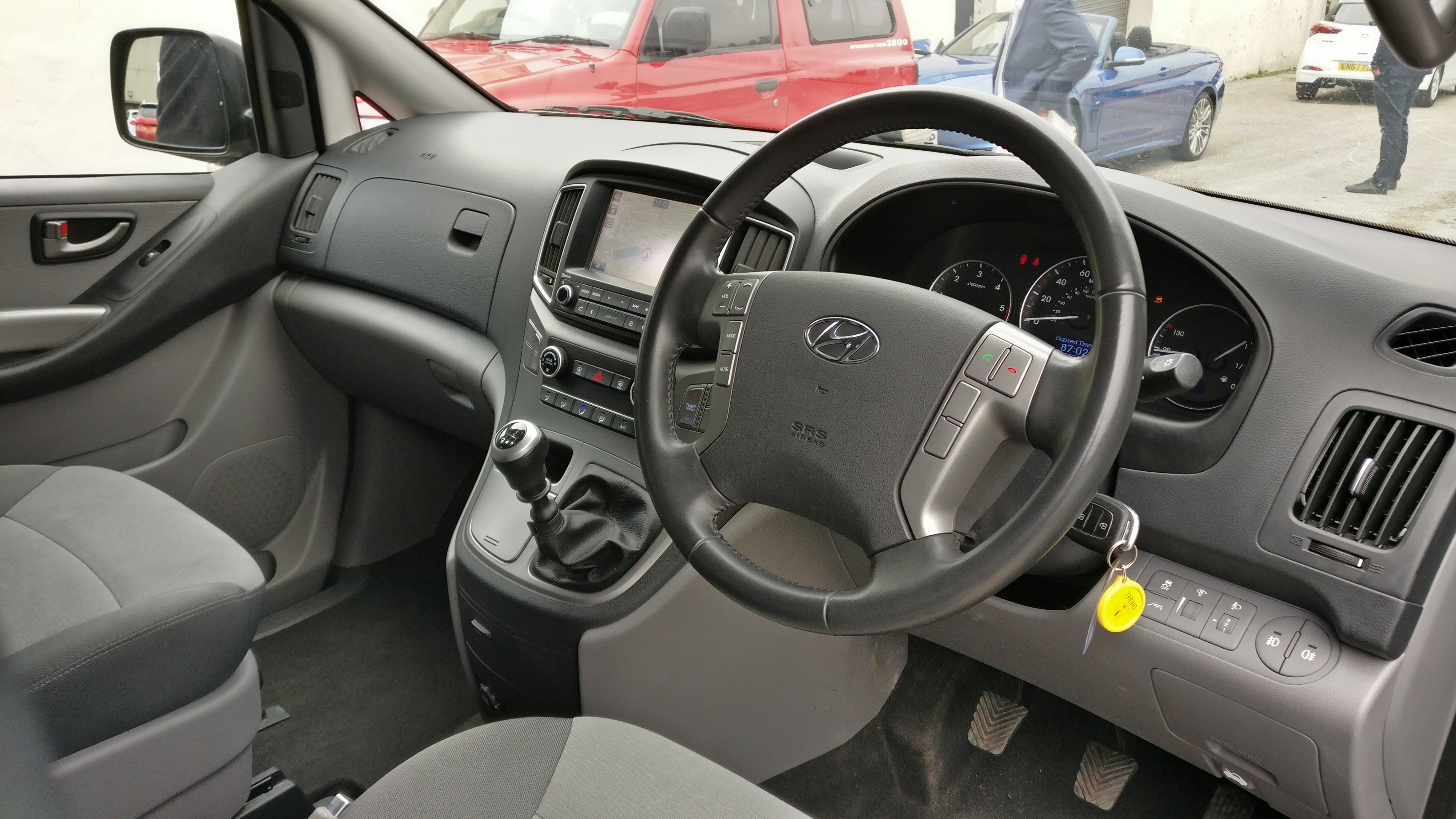 2017 67 HYUNDAI i800 SE NAV 2.5 CRDi UNRECORDED DAMAGED SALVAGE