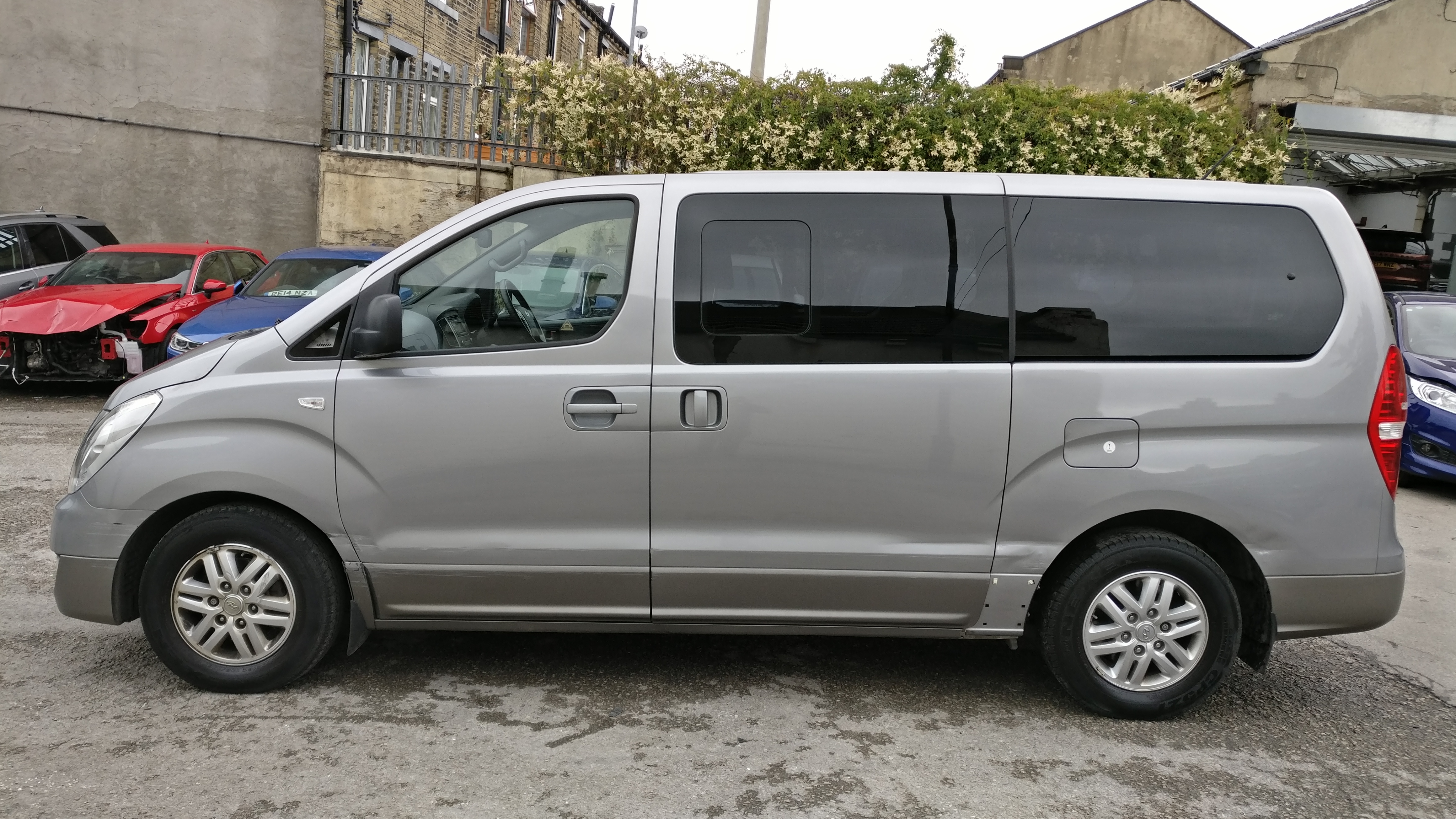 2017 HYUNDAI i800 SE 2.5 CRDi AUTO (170PS) UNRECORDED DAMAGED REPAIRABLE SALVAGE