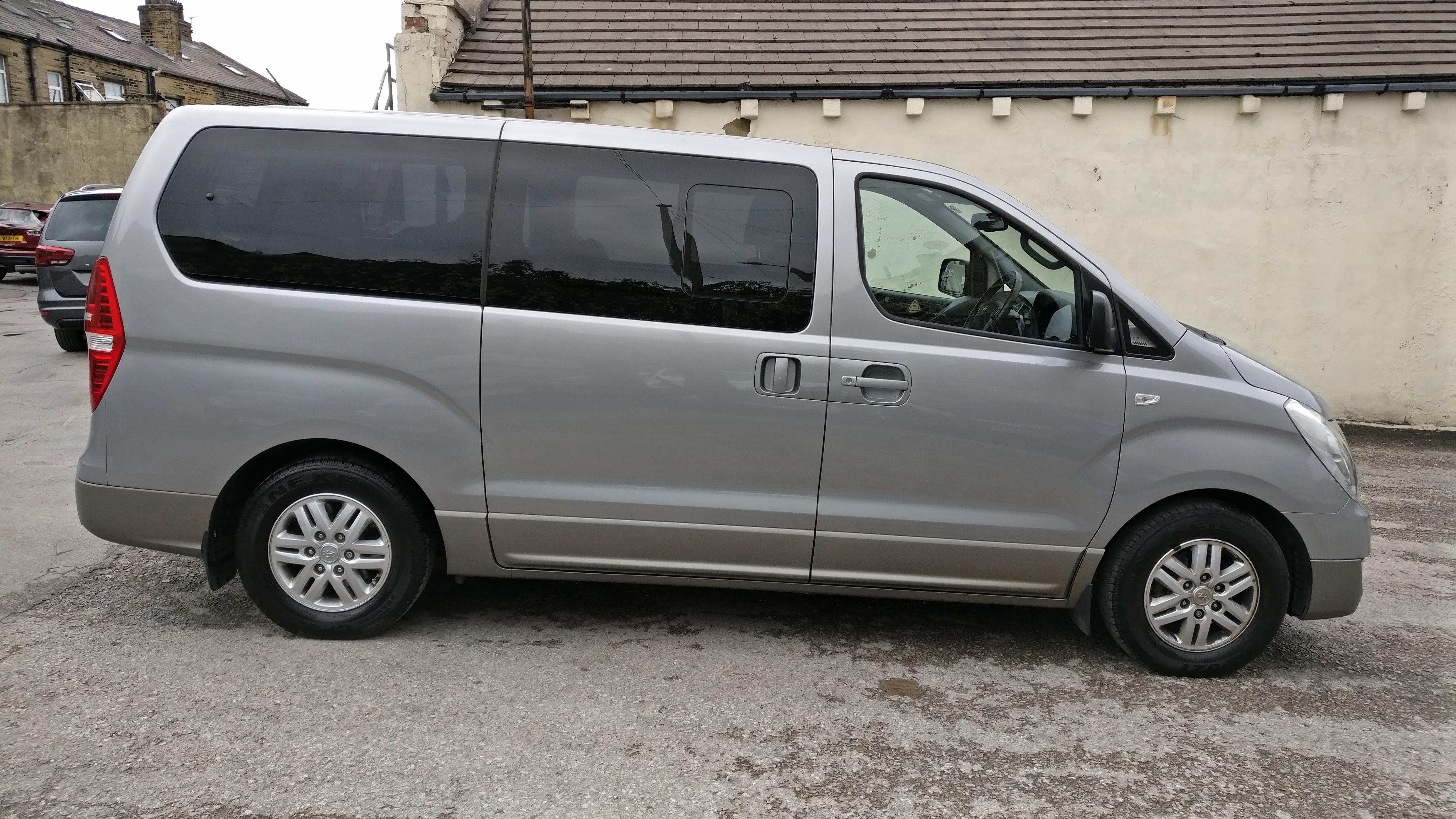 2017 HYUNDAI i800 SE 2.5 CRDi AUTO (170PS) UNRECORDED DAMAGED REPAIRABLE SALVAGE