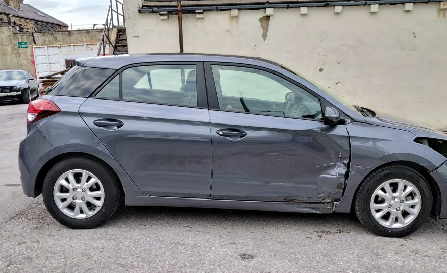 2017 67 HYUNDAI i20 1.2L SE MPI CAT S DAMAGED SALVAGE