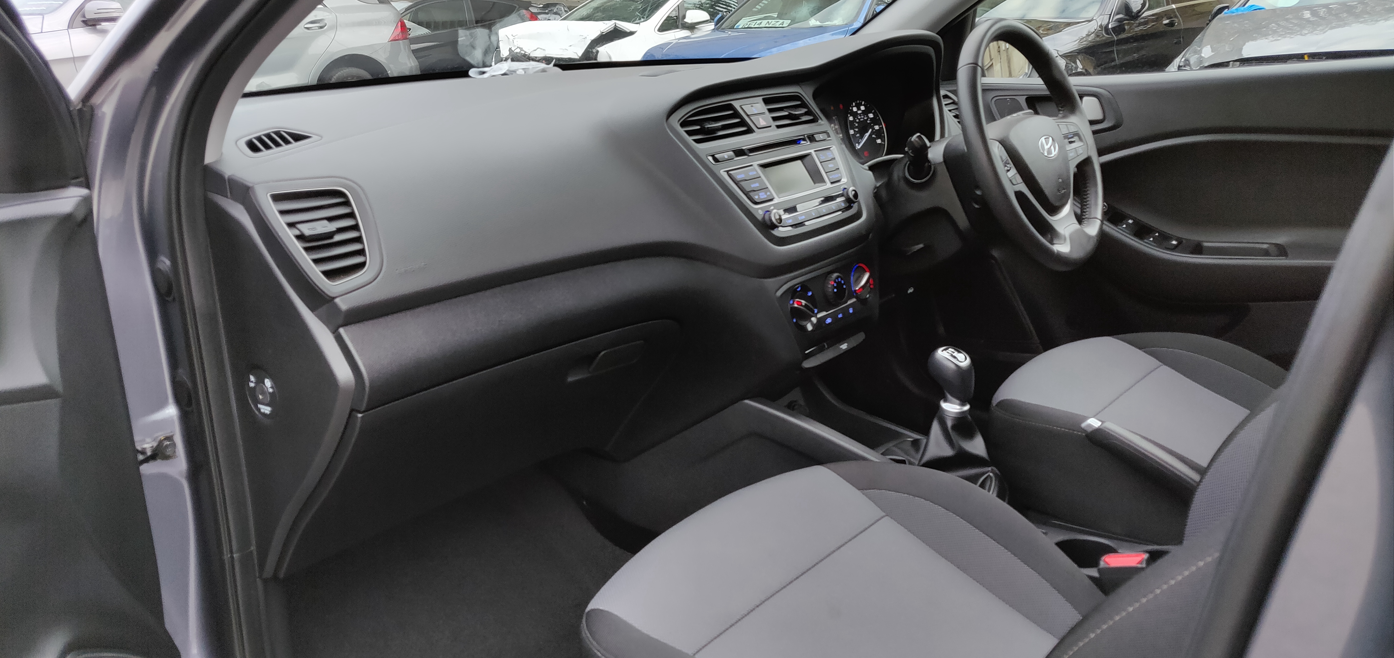 2017 67 HYUNDAI i20 1.2L SE MPI CAT S DAMAGED SALVAGE