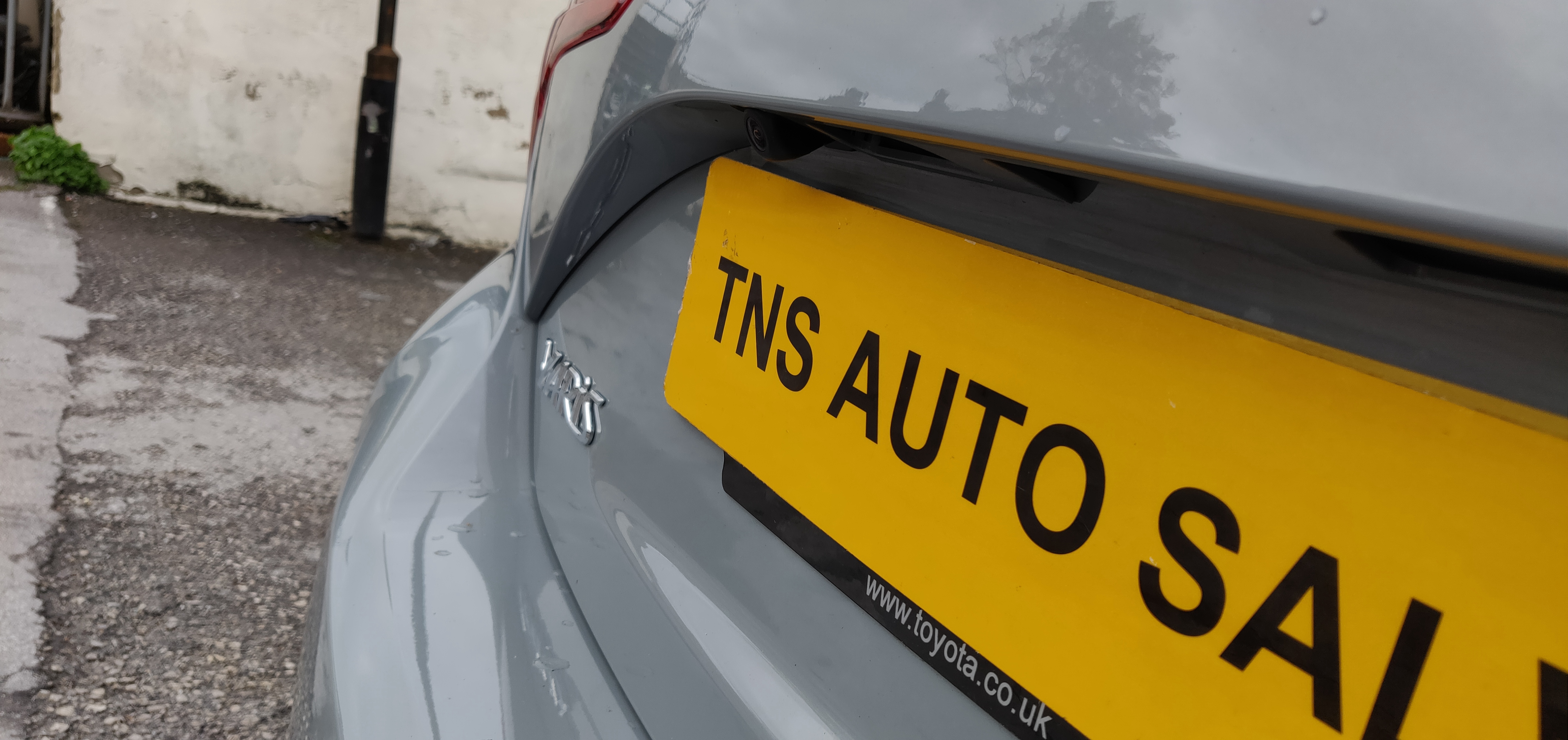 2018 18 TOYOTA YARIS DESIGN 1.5 VVT-i HEV CV HYBRID CAT S DAMAGED SALVAGE