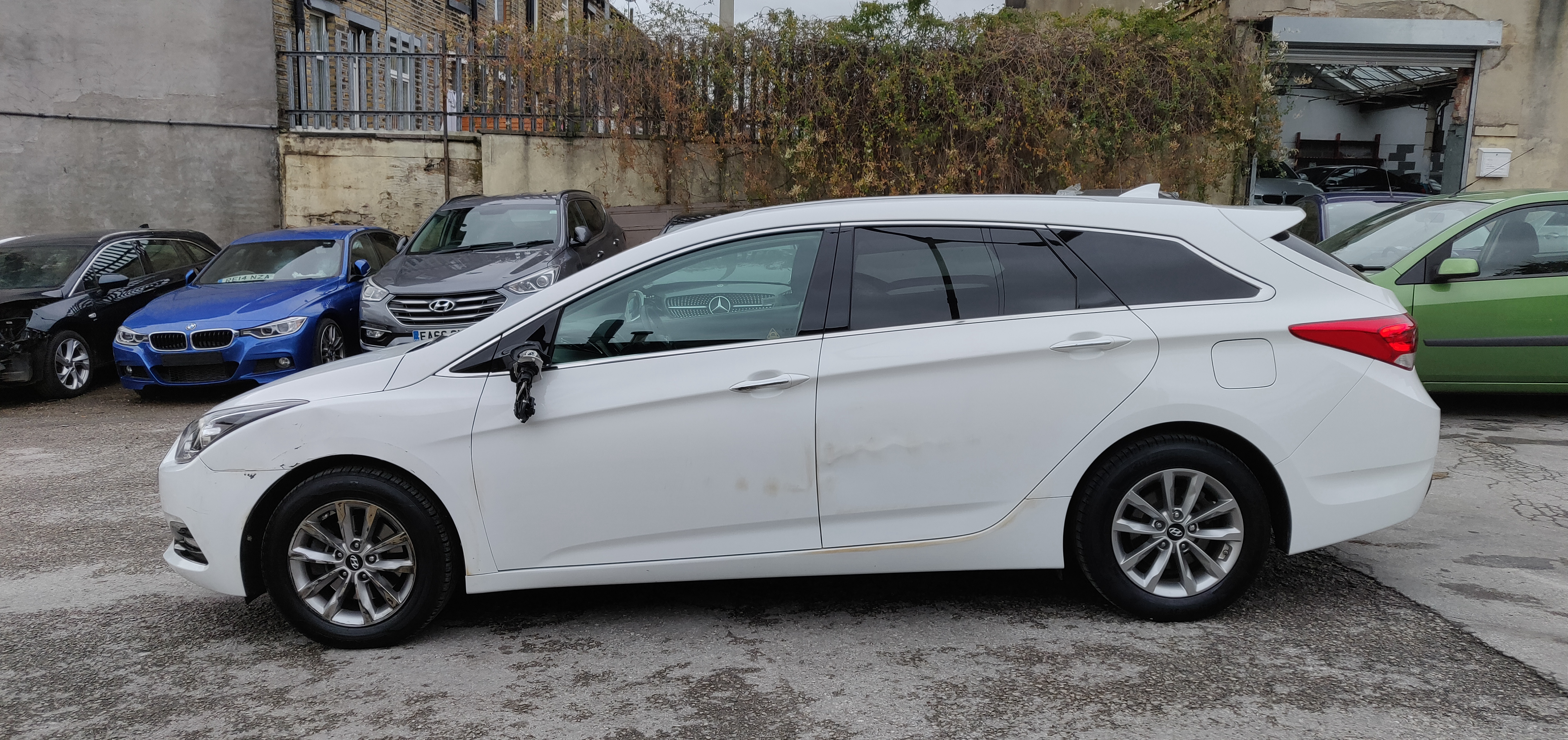 2017 17 HYUNDAI i40 SE NAV 1.7 CRDi BLUE DRIVE UNRECORDED DAMAGED SALVAGE