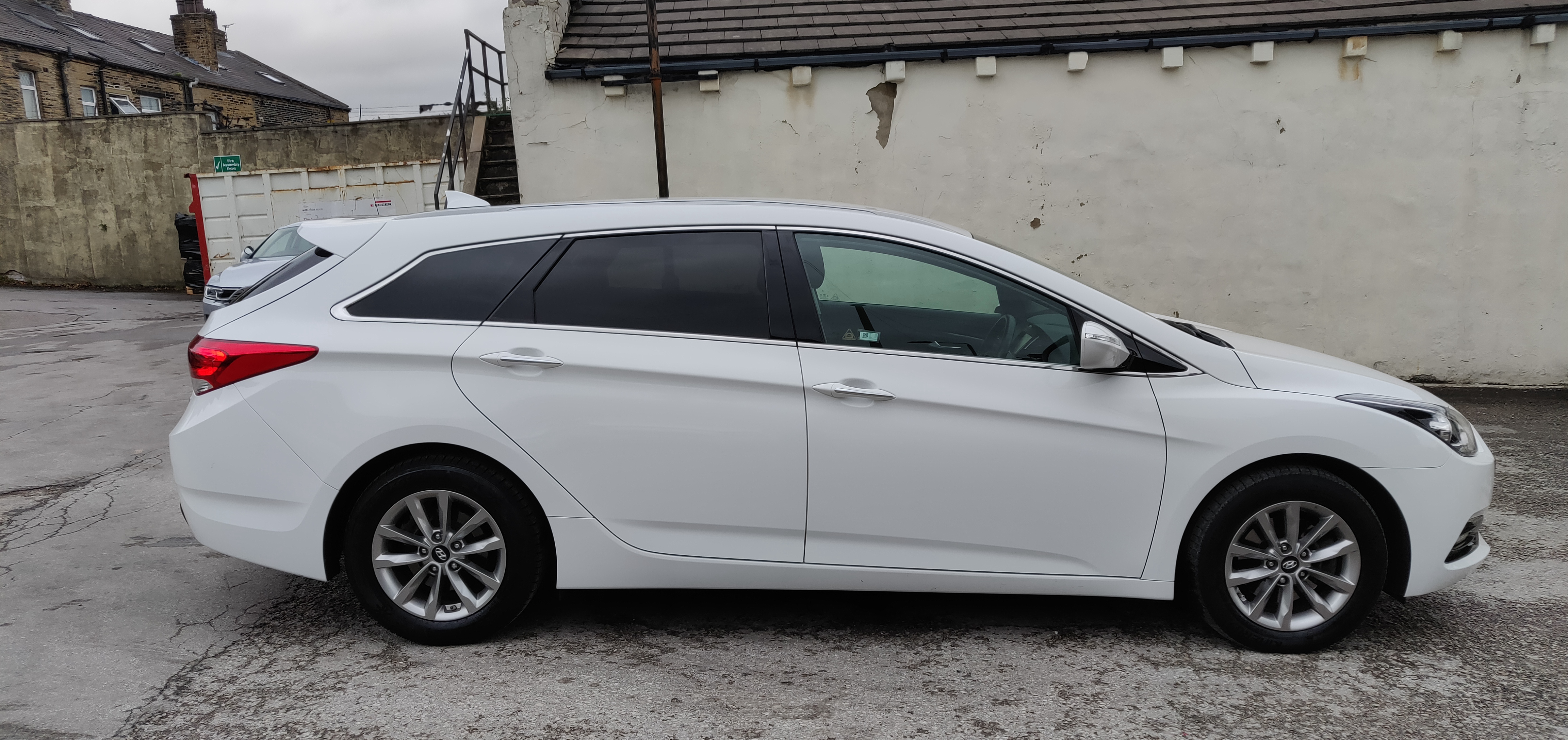 2017 17 HYUNDAI i40 SE NAV 1.7 CRDi BLUE DRIVE UNRECORDED DAMAGED SALVAGE