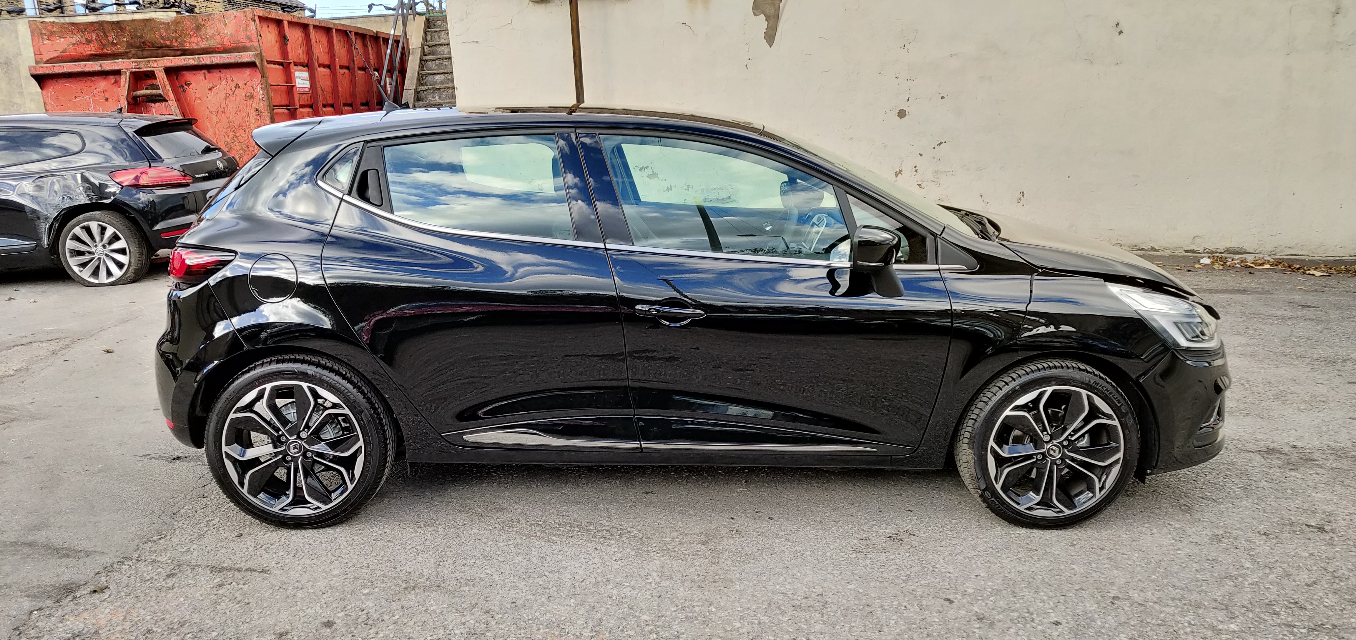 2018 (18) RENAULT CLIO 0.9 TCe DYNAMIQUE S NAV UNRECORDED DAMAGED SALVAGE