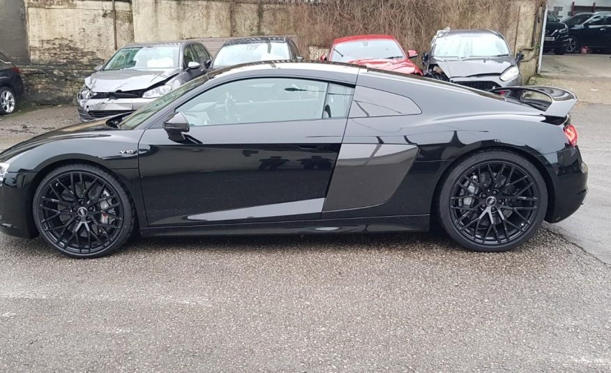 2017 AUDI R8 V10 PLUS COUPE 5.2 FSI QUATTRO UNRECORDED DAMAGED SALVAGE