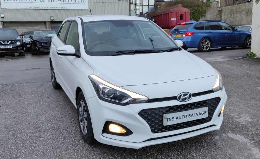 2018 68 HYUNDAI i20 1.2L SE MPI NEW SHAPE CAT S DAMAGED SALVAGE