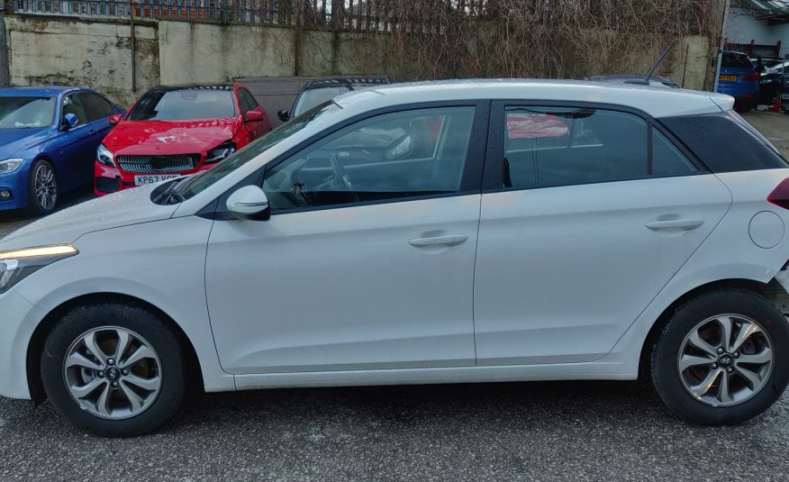 2018 68 HYUNDAI i20 1.2L SE MPI NEW SHAPE CAT S DAMAGED SALVAGE