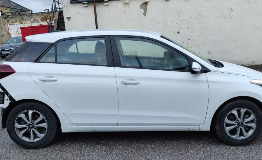 2018 68 HYUNDAI i20 1.2L SE MPI NEW SHAPE CAT S DAMAGED SALVAGE