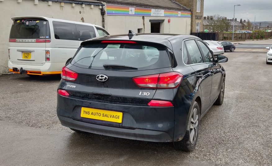 2018 HYUNDAI i30 1.6 CRDi SE NAV BLUE DRIVE UNRECORDED DAMAGED SALVAGE