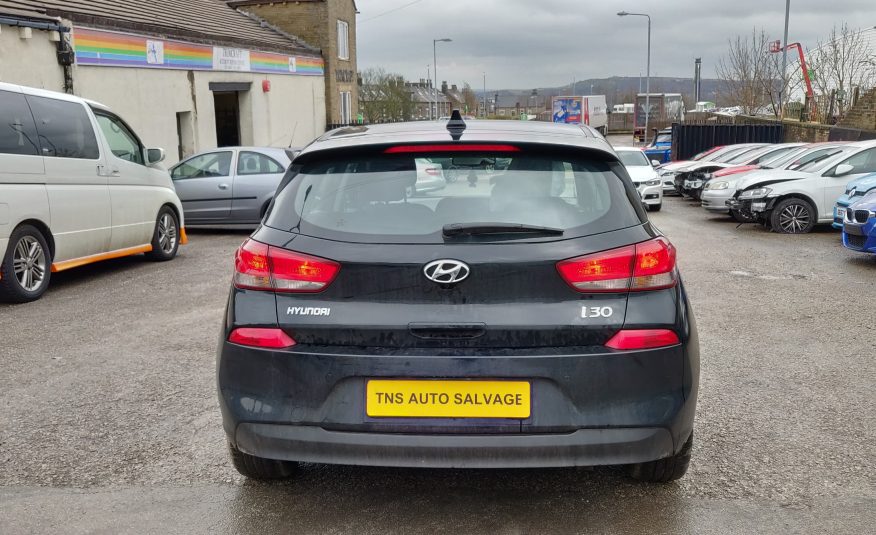 2018 HYUNDAI i30 1.6 CRDi SE NAV BLUE DRIVE UNRECORDED DAMAGED SALVAGE