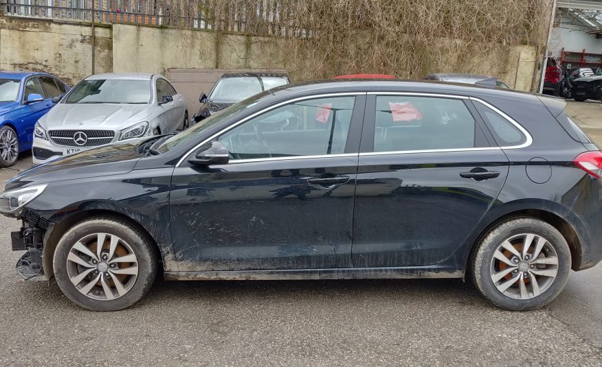 2018 HYUNDAI i30 1.6 CRDi SE NAV BLUE DRIVE UNRECORDED DAMAGED SALVAGE