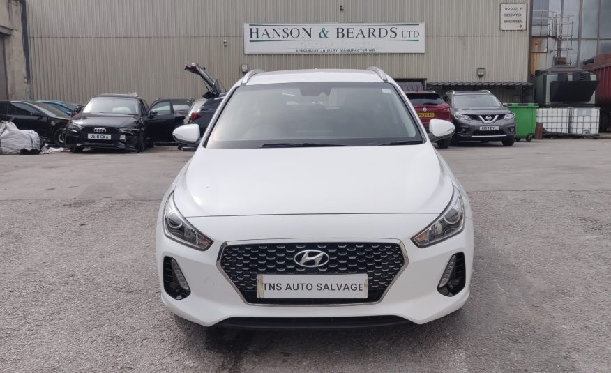 2018 18 HYUNDAI i30 SE NAV 1.6 CRDi TOURER EX-LEASE NOT DAMAGED