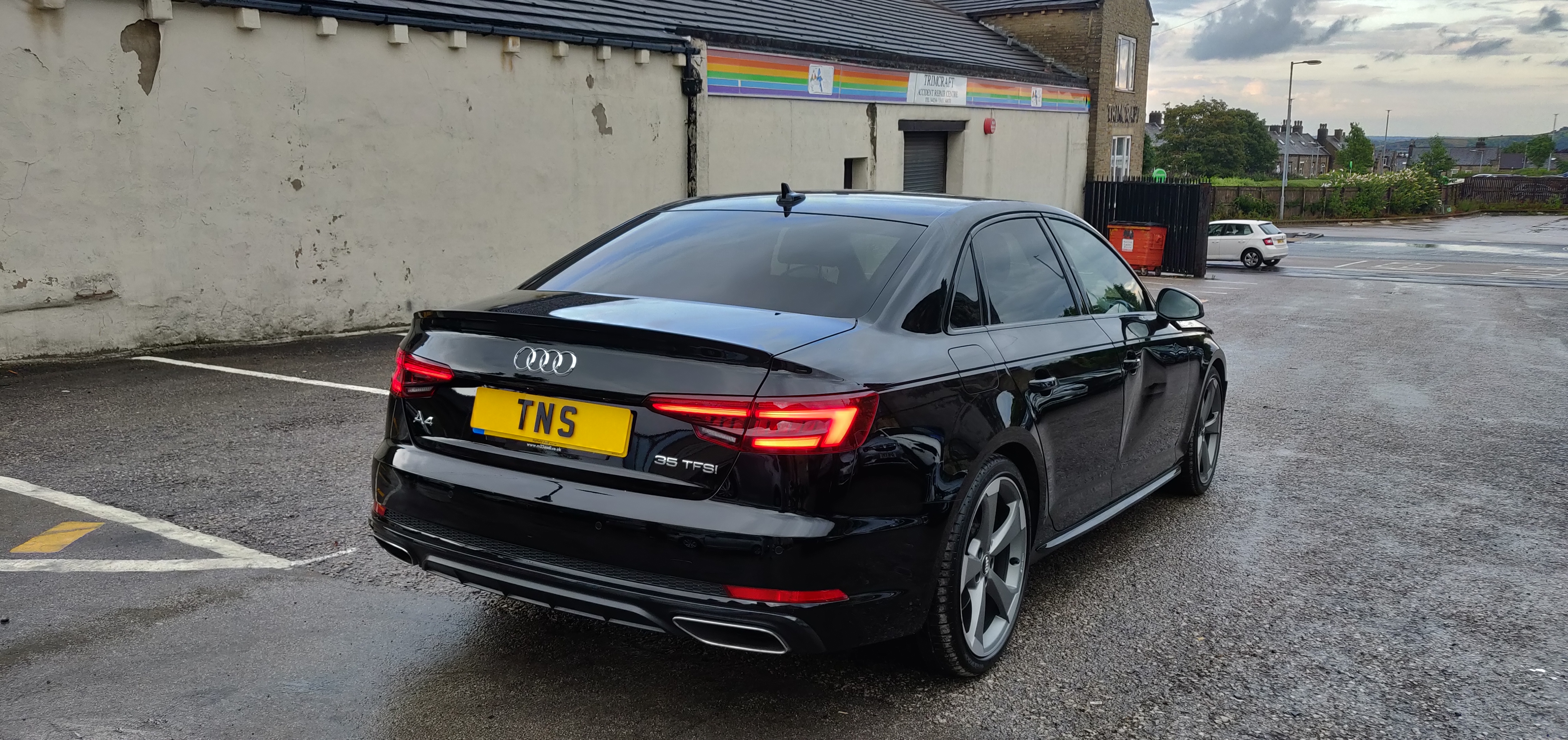 2019 19 AUDI A4 2.0 TFSI 35 BLACK EDITION AUTO UNRECORDED DAMAGED SALVAGE