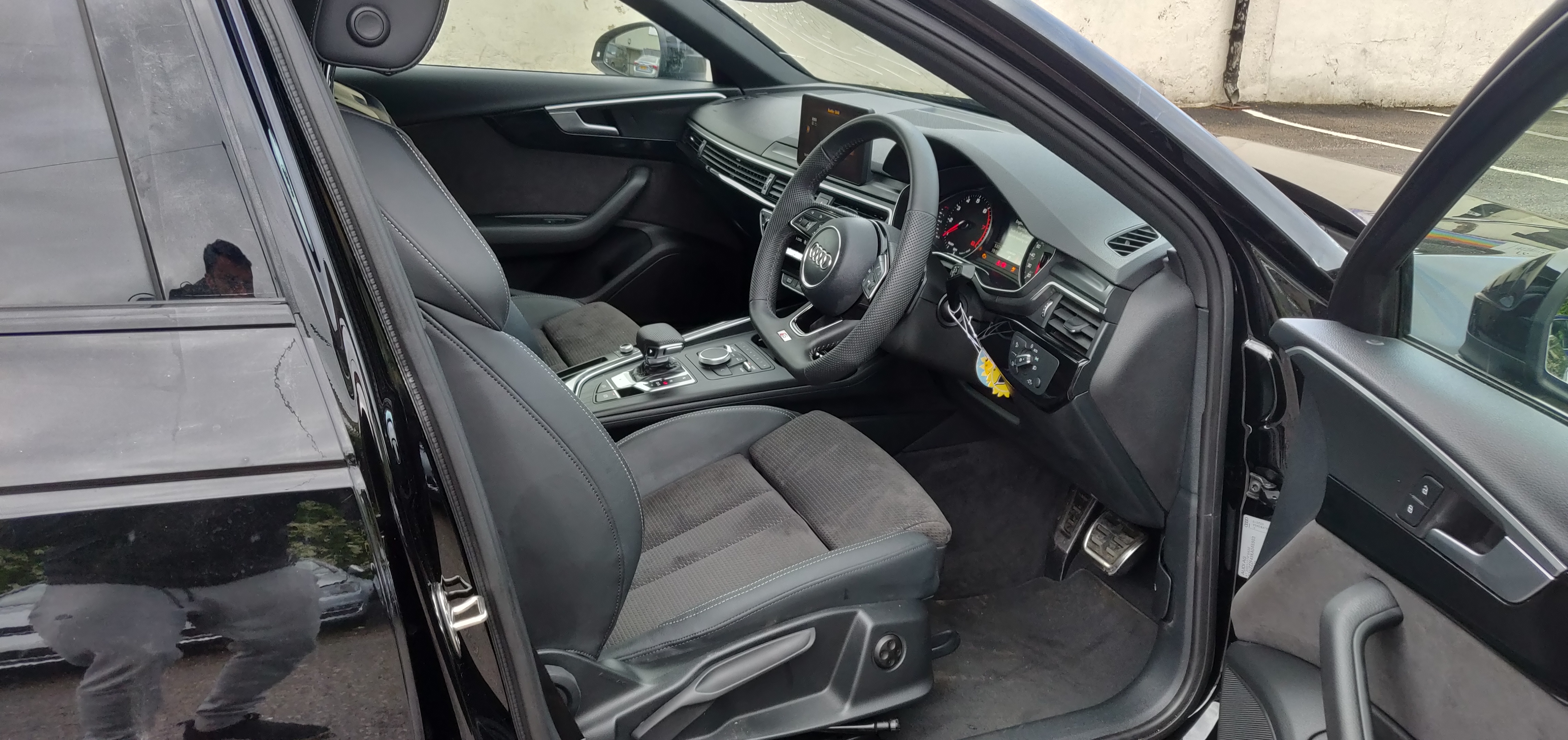 2019 19 AUDI A4 2.0 TFSI 35 BLACK EDITION AUTO UNRECORDED DAMAGED SALVAGE