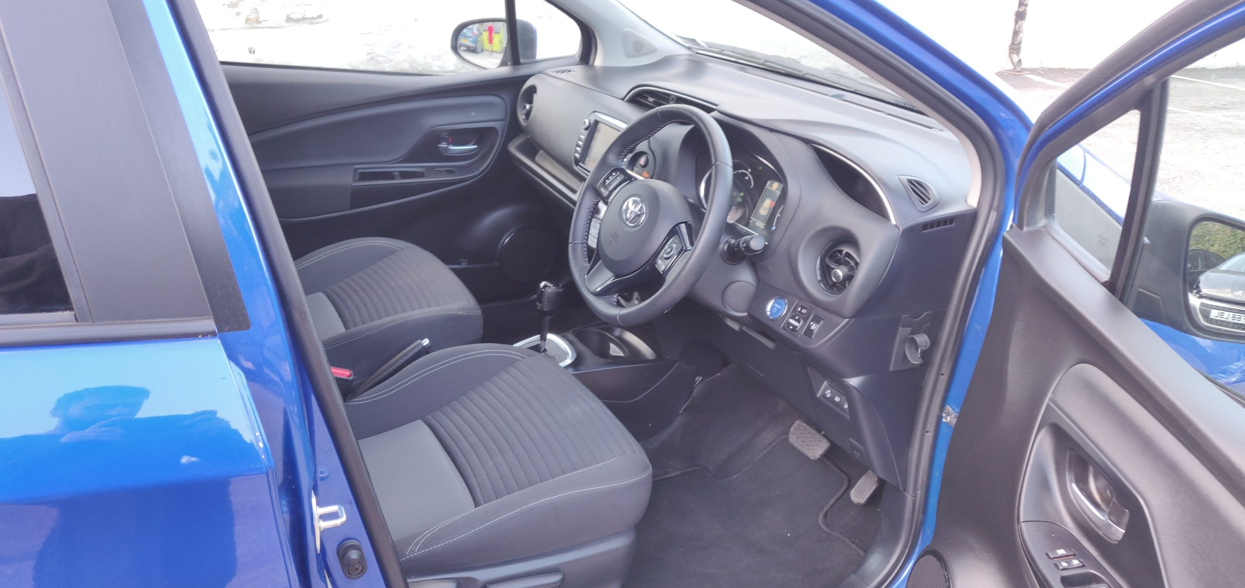 2018 TOYOTA YARIS DESIGN HYBRID 1.5 VVT-i HEV CV AUTO UNRECORDED DAMAGED SALVAGE