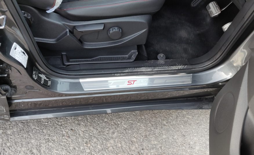 2019 69 FORD KUGA ST-LINE 1.5i AUTO CAT S DAMAGED SALVAGE