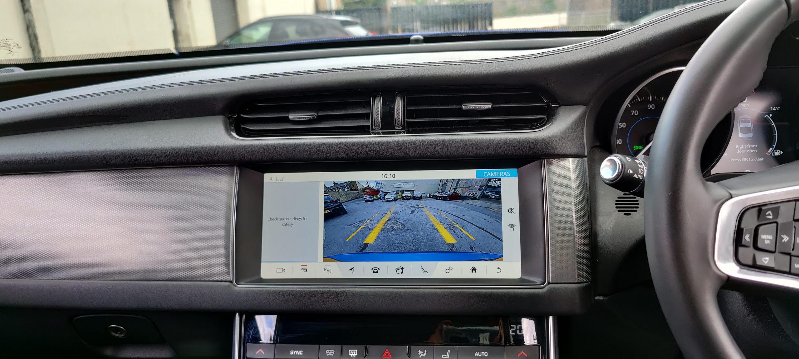 2018 68 JAGUAR XF 2.0D PORTFOLIO AUTO UNRECORDED DAMAGED SALVAGE