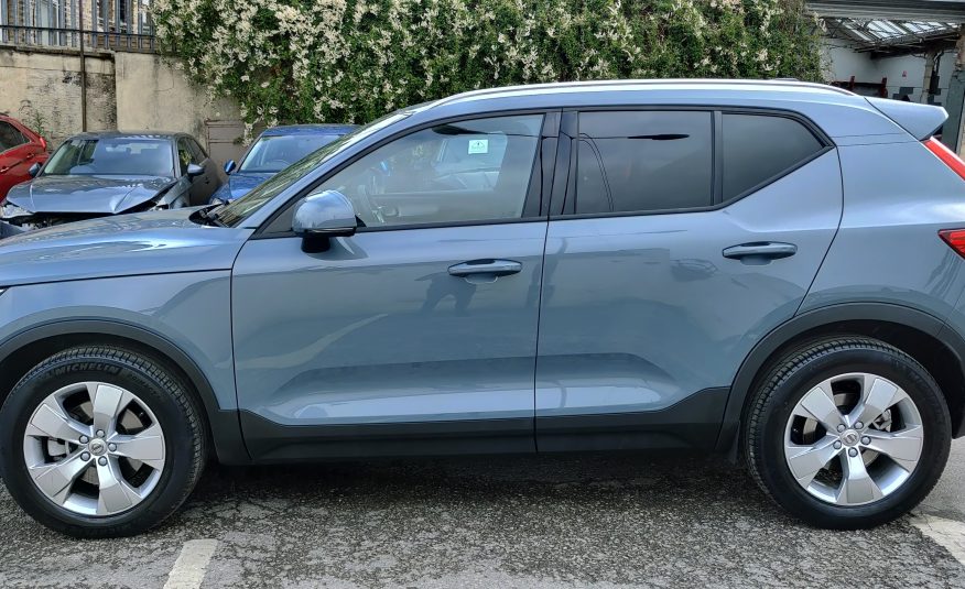 2020 20 VOLVO XC40 2.0i T4 MOMENTUM AWD AUTO UNRECORDED DAMAGED SALVAGE