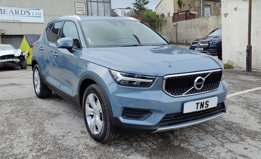 2020 20 VOLVO XC40 2.0i T4 MOMENTUM AWD AUTO UNRECORDED DAMAGED SALVAGE