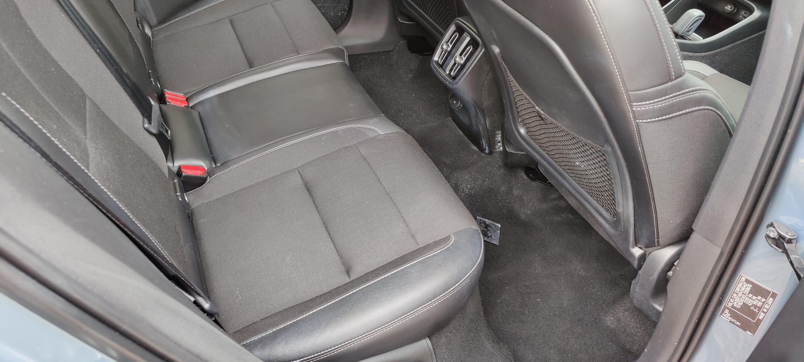 2020 20 VOLVO XC40 2.0i T4 MOMENTUM AWD AUTO UNRECORDED DAMAGED SALVAGE