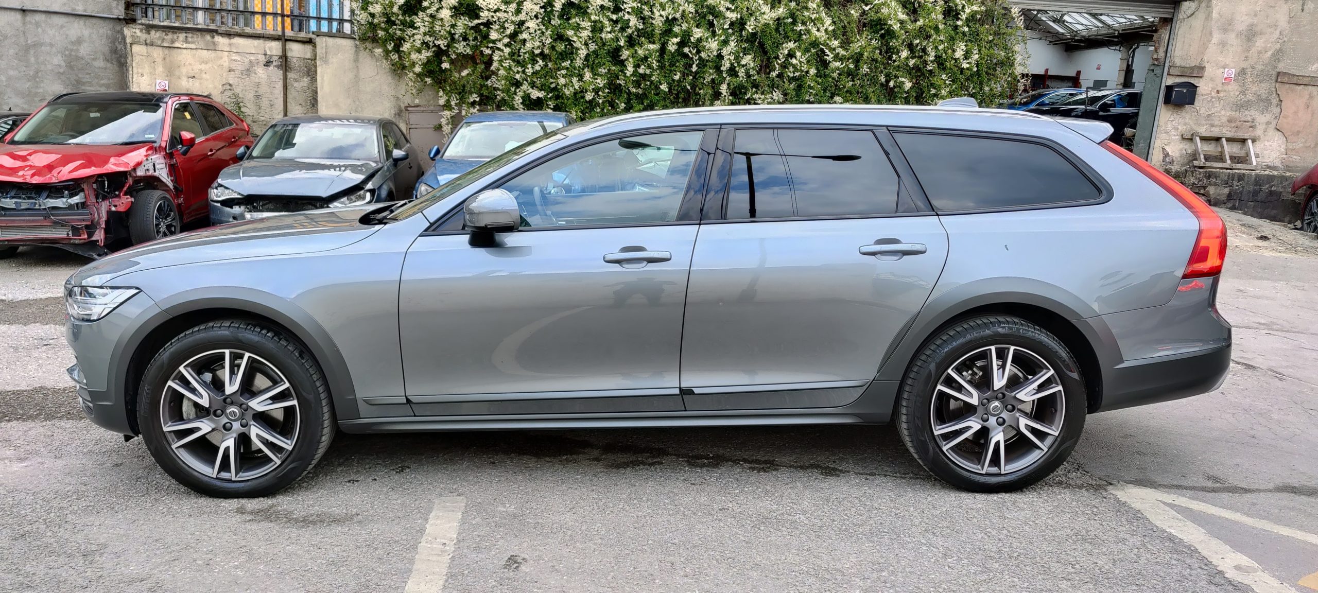 2019 19 VOLVO V90 2.0D PRO D5 PP CROS COUNTRY AUTO UNRECORDED DAMAGED SALVAGE