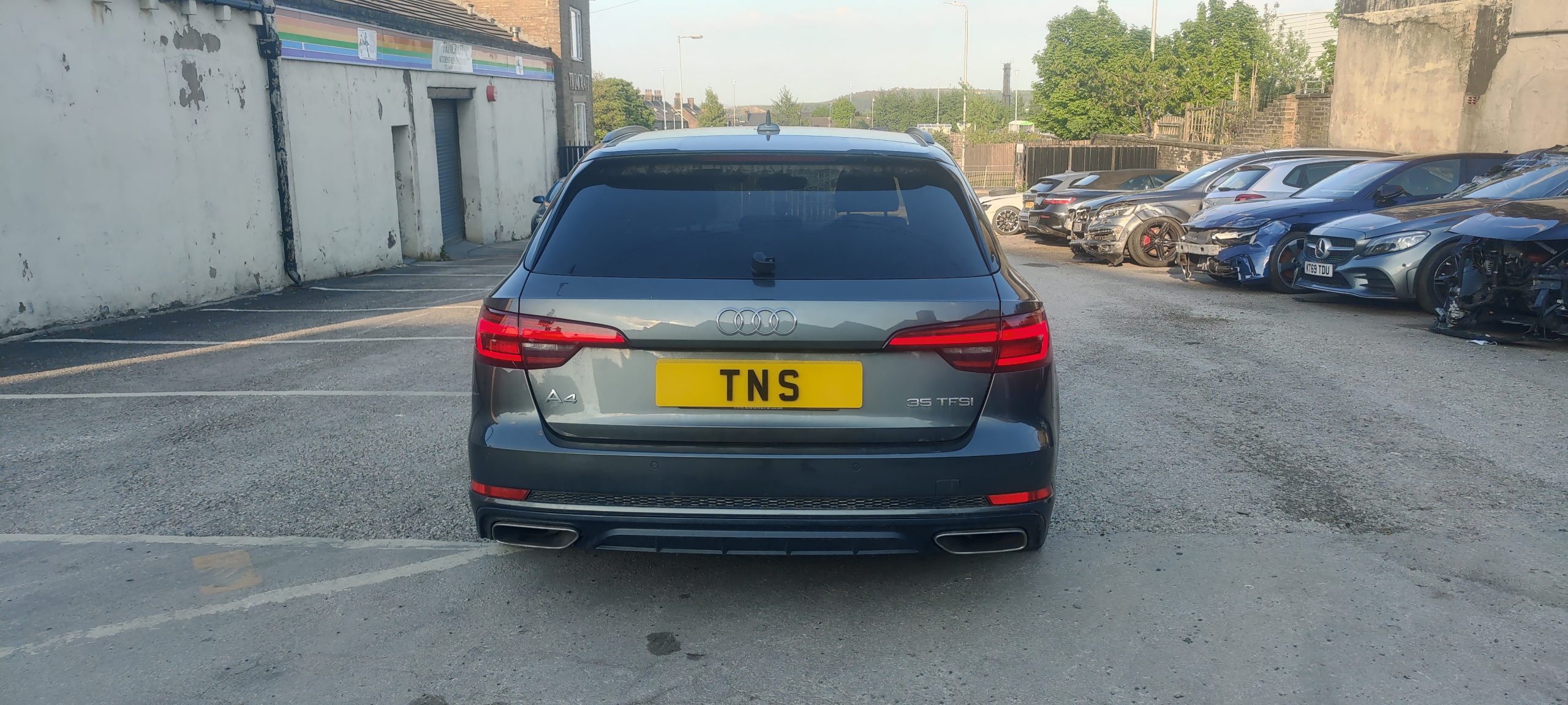 2019 19 AUDI A4 AVANT 2.0 35 TFSI BLACK ED. AUTO UNRECORDED DAMAGED SALVAGE