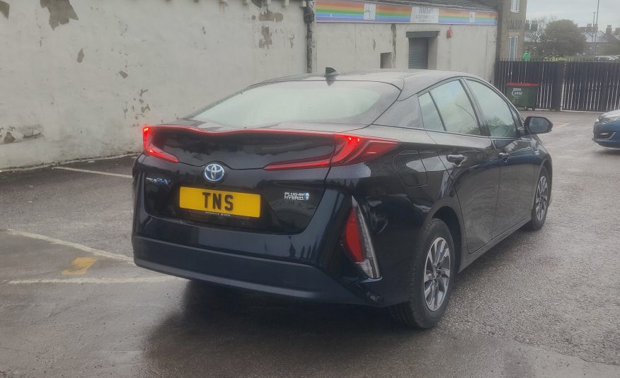 2020 70 TOYOTA PRIUS 1.8 VVT-H BUSINESS EDITION PLUS AUTO CAT S DAMAGED SALVAGE