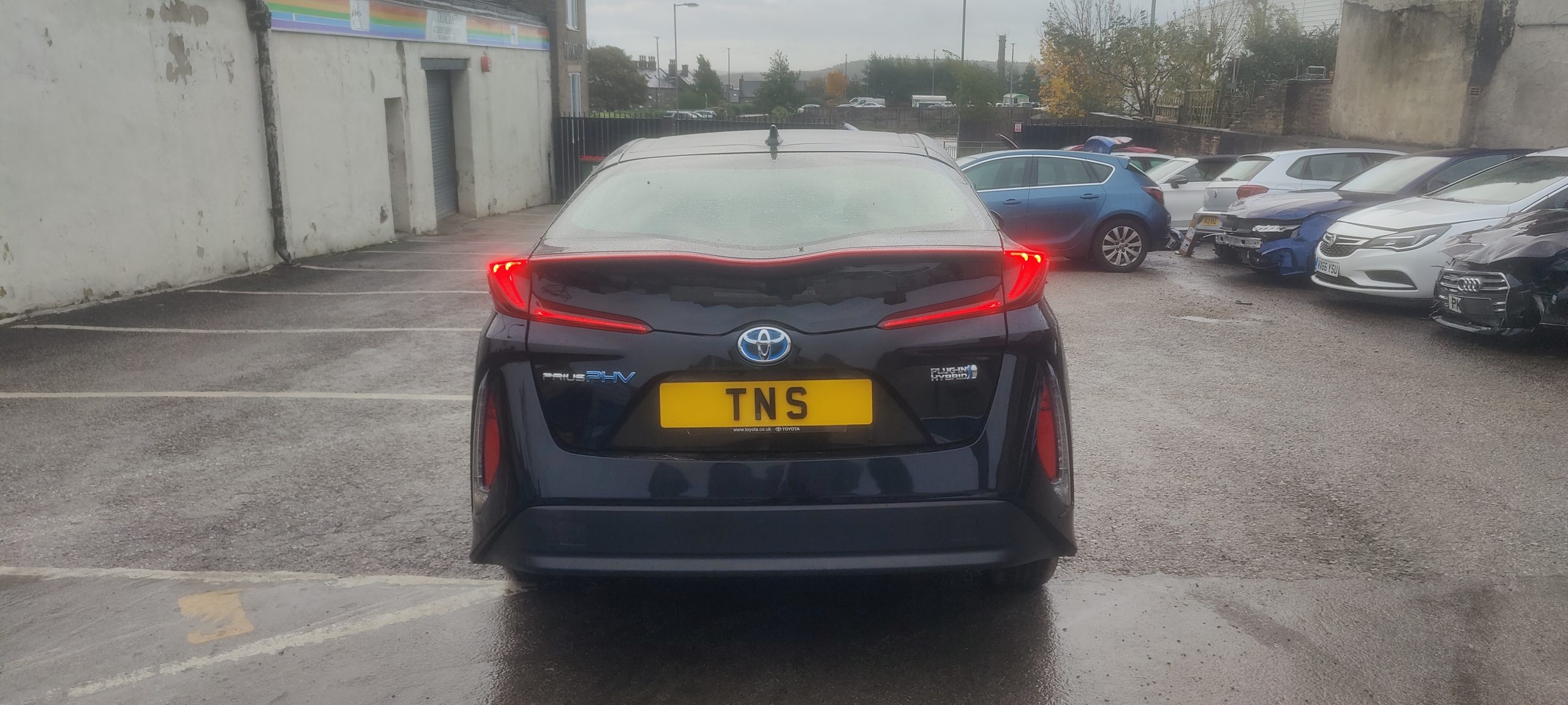 2020 70 TOYOTA PRIUS 1.8 VVT-H BUSINESS EDITION PLUS AUTO CAT S DAMAGED SALVAGE