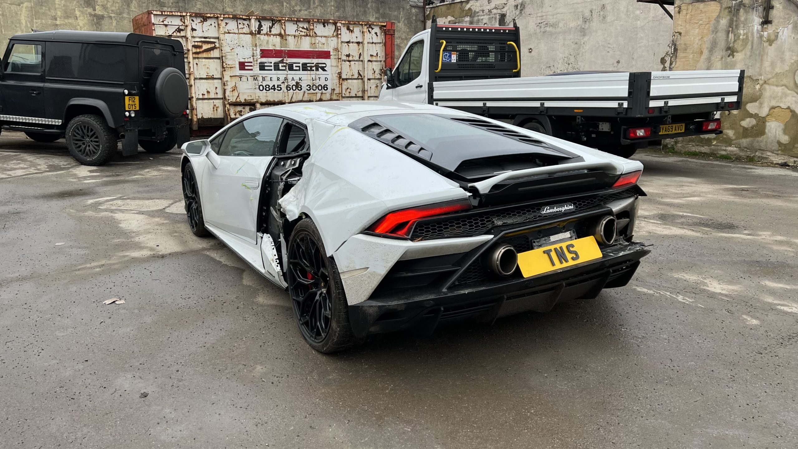 Lamborghini Huracan BREAKING