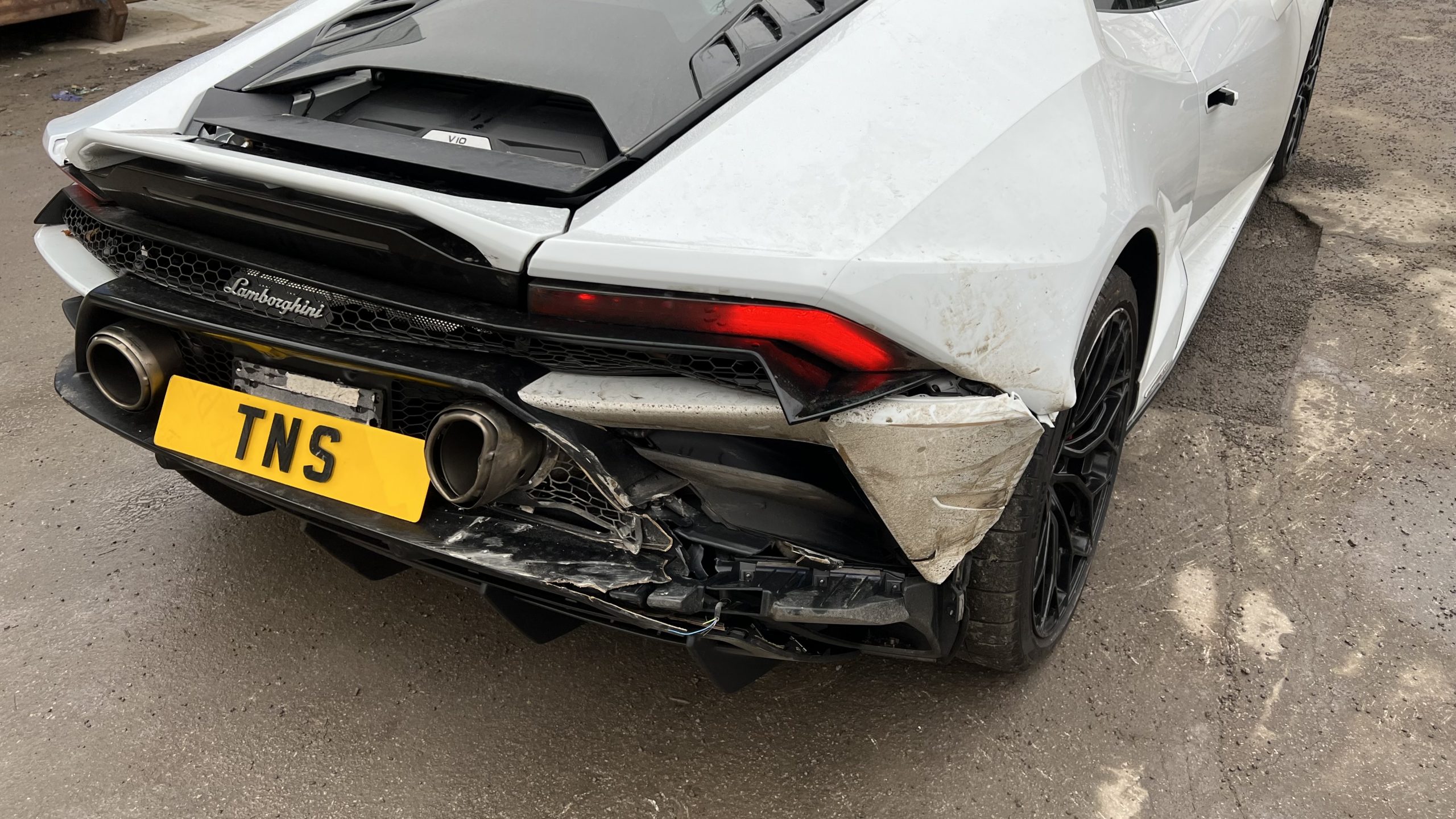 Lamborghini Huracan BREAKING