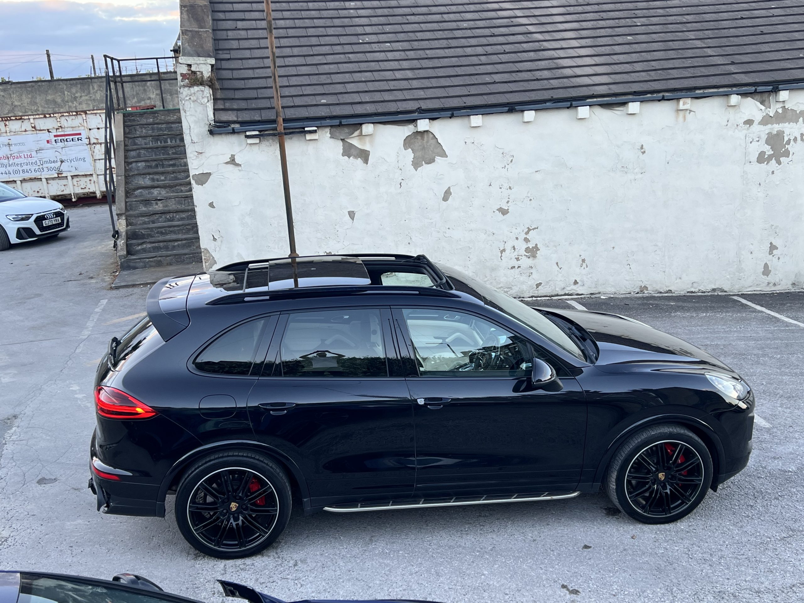 2017 17 PORSCHE CAYENNE 4.8 TURBO V8 4WD TRIPTONIC S AUTO UNRECORDED DAMAGED SALVAGE