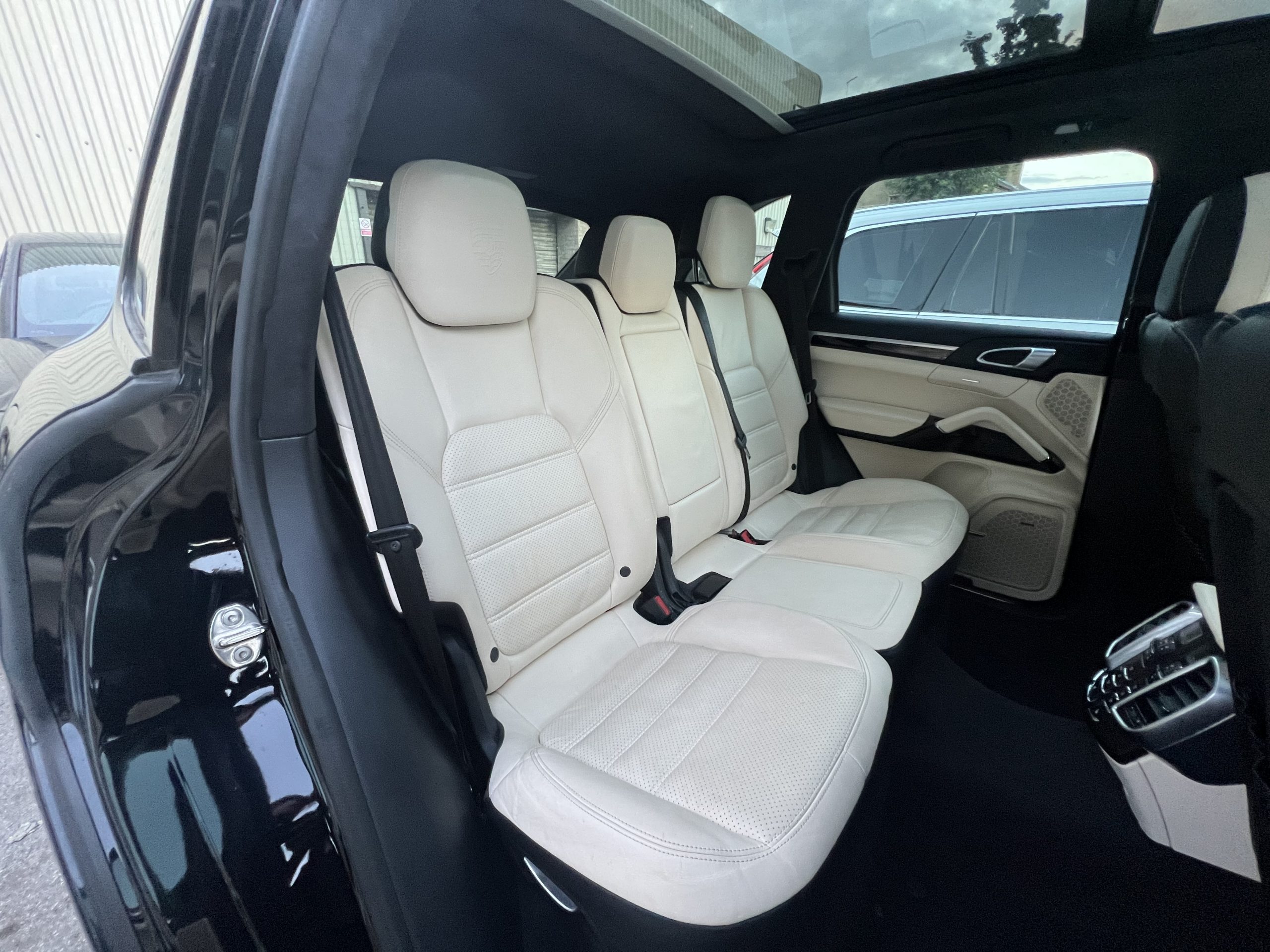 2017 17 PORSCHE CAYENNE 4.8 TURBO V8 4WD TRIPTONIC S AUTO UNRECORDED DAMAGED SALVAGE