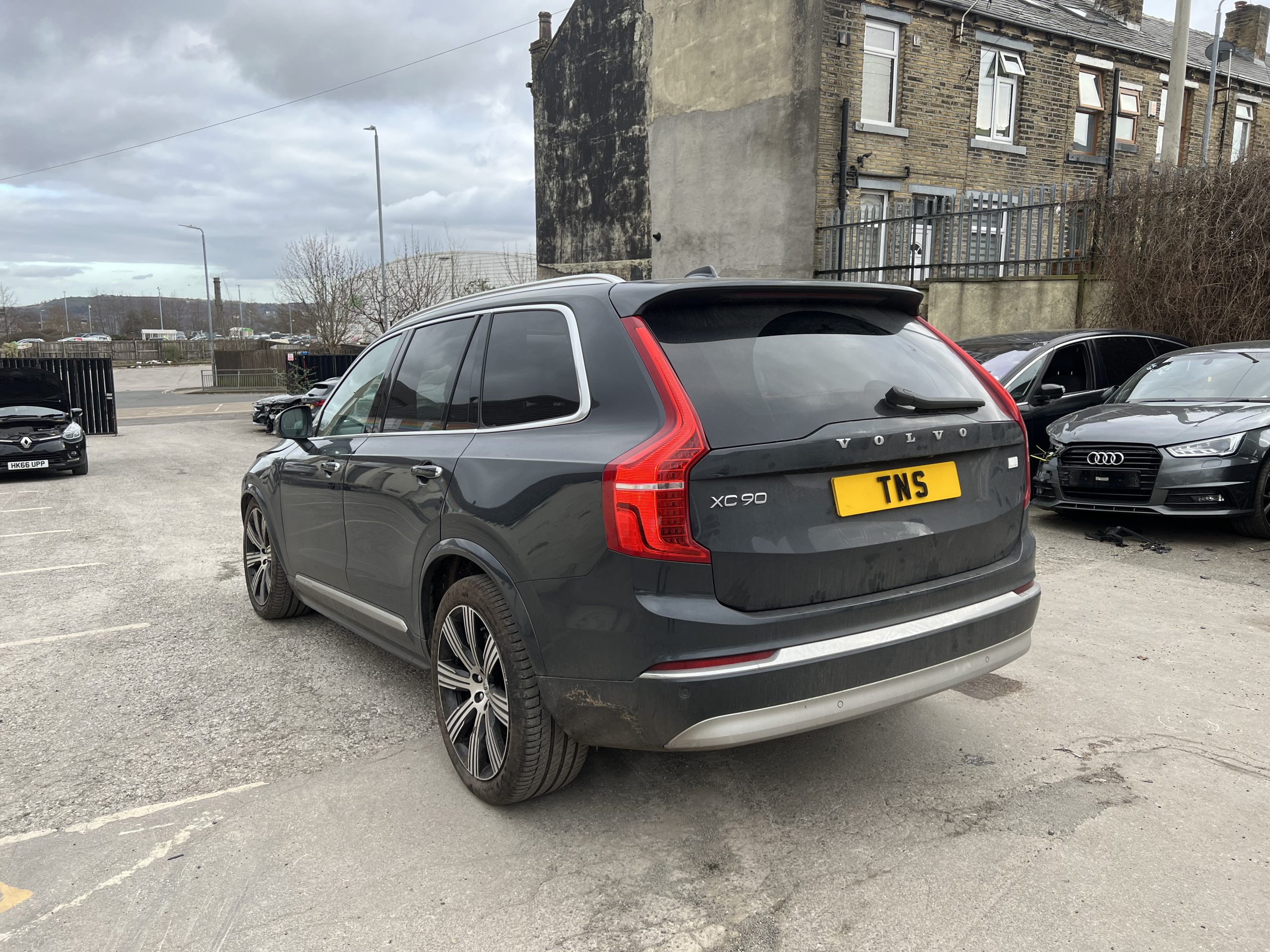 2022 22 VOLVO XC90 2.0H T8 INSCRIPTION PRO 4WD RECHARGE CAT S DAMAGED SALVAGE