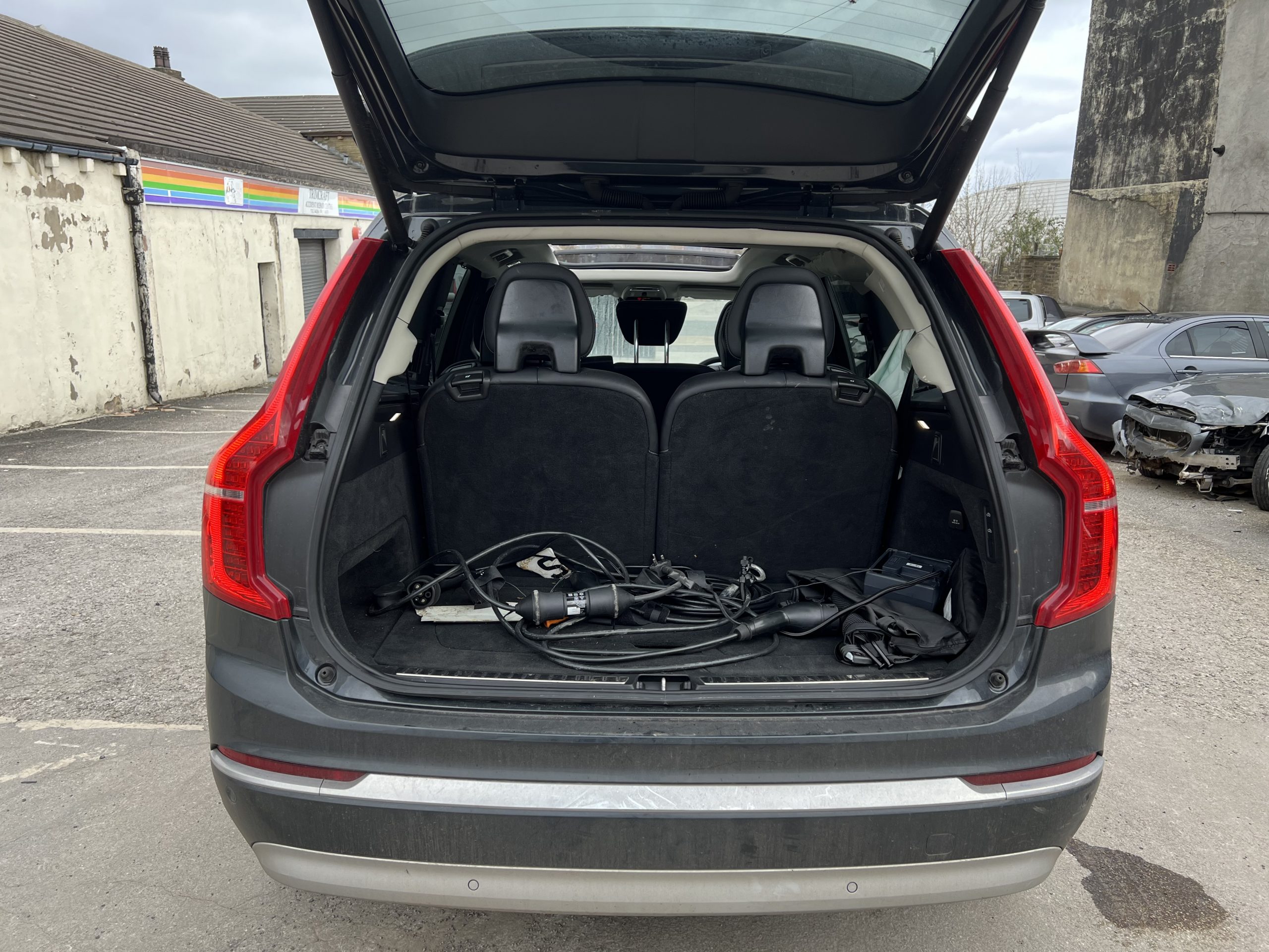 2022 22 VOLVO XC90 2.0H T8 INSCRIPTION PRO 4WD RECHARGE CAT S DAMAGED SALVAGE