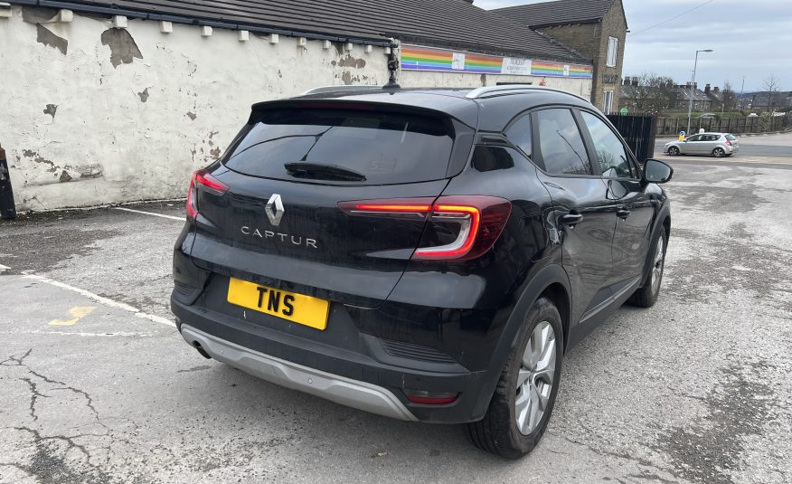 2020 70 RENAULT CAPTUR 1.3 TCe ICONIC UNRECORDED DAMAGED SALVAGE