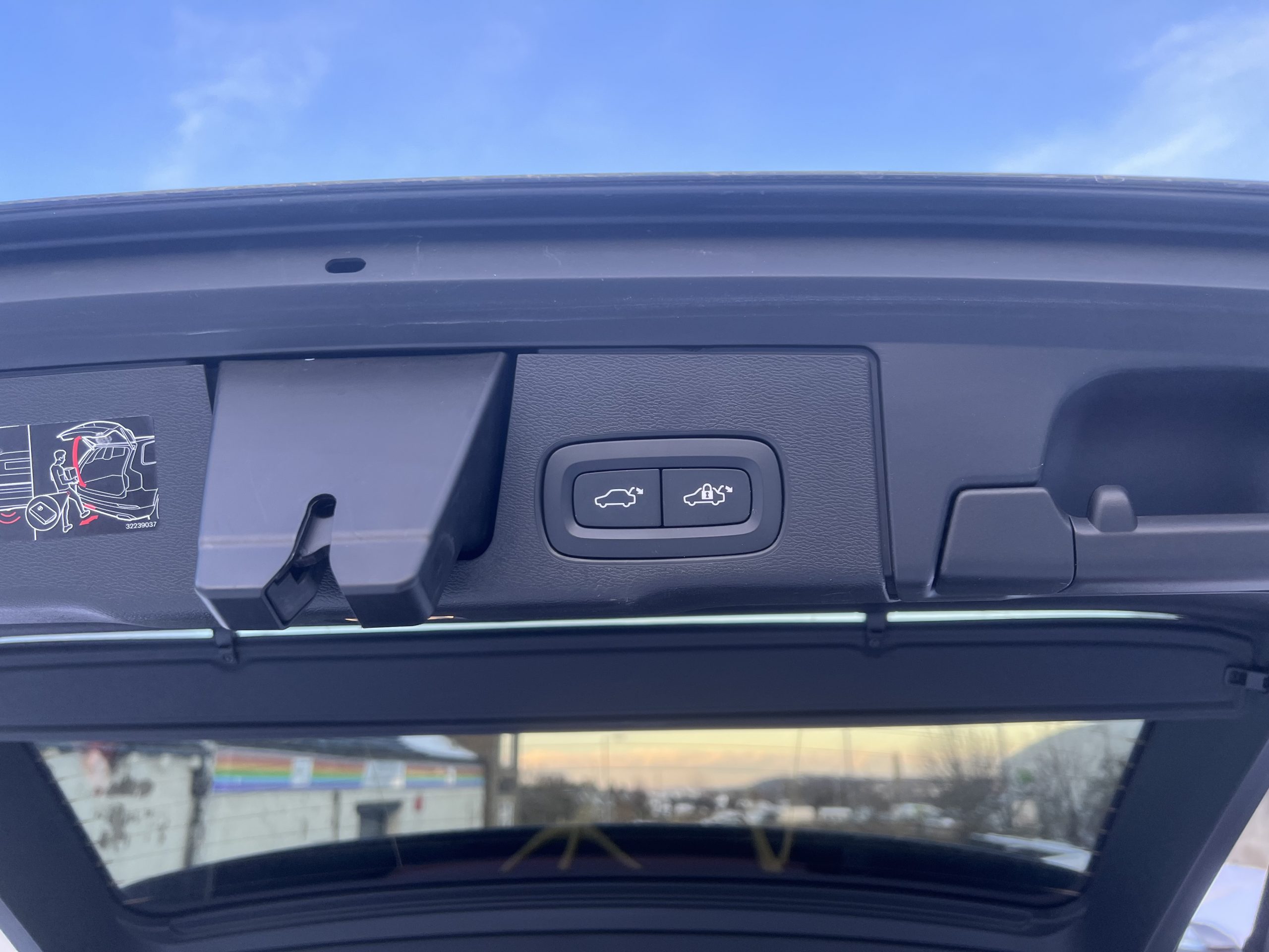 2020 70 VOLVO XC60 2.0 T8 RECHARGE INSCRIPTION PRO UNRECORDED DAMAGED SALVAGE