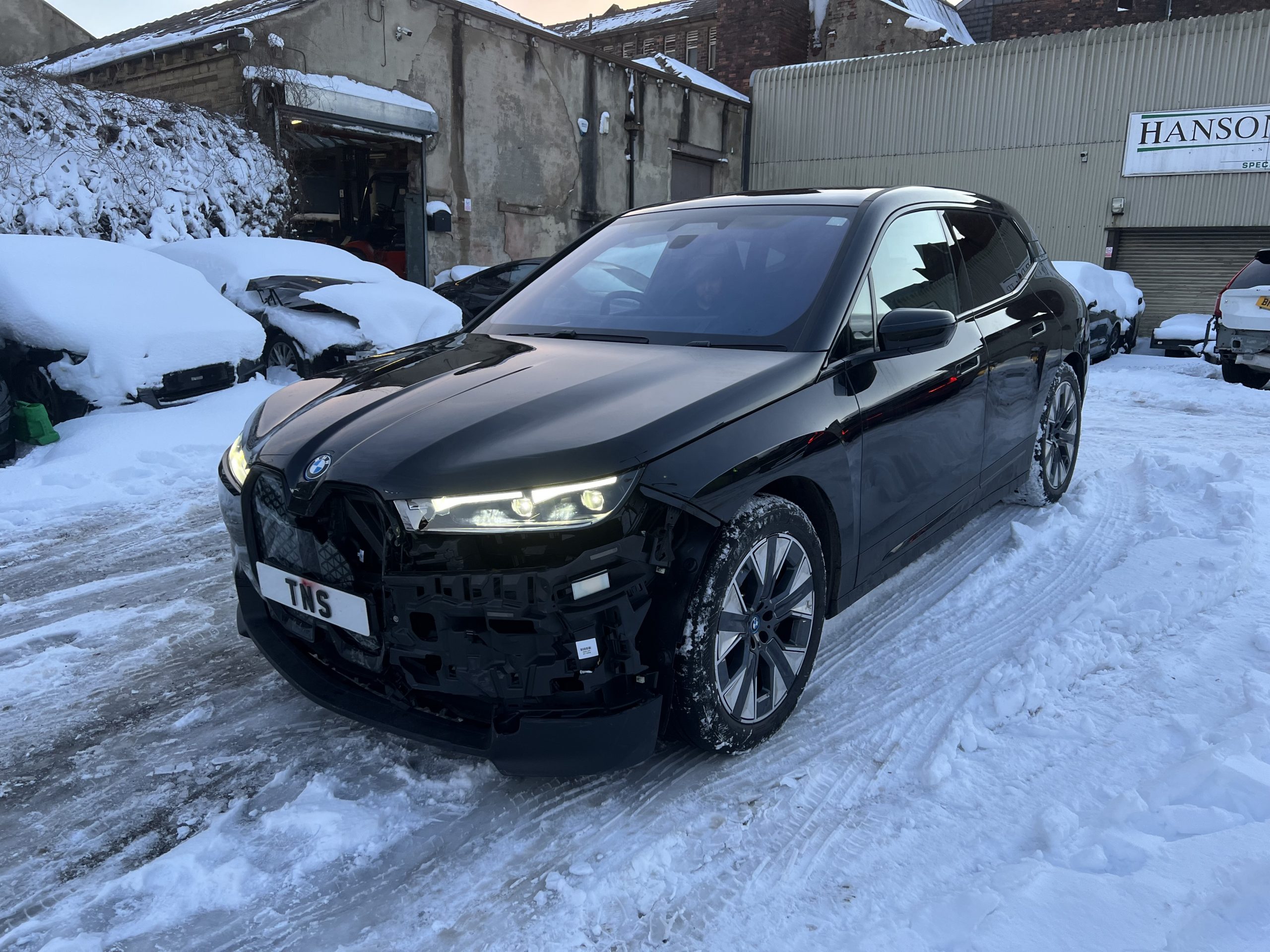 2022 72 BMW IX XDRIVE40 SPORT EDITION UNRECORDED DAMAGED SALVAGE