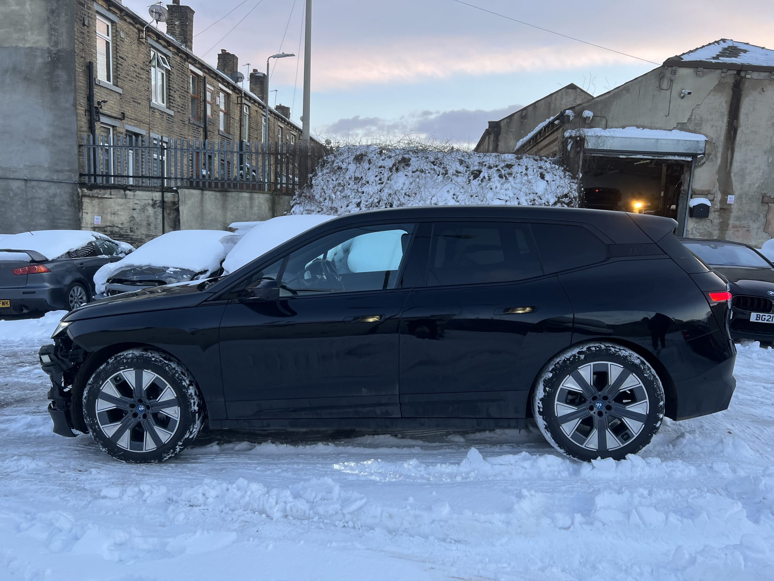 2022 72 BMW IX XDRIVE40 SPORT EDITION UNRECORDED DAMAGED SALVAGE