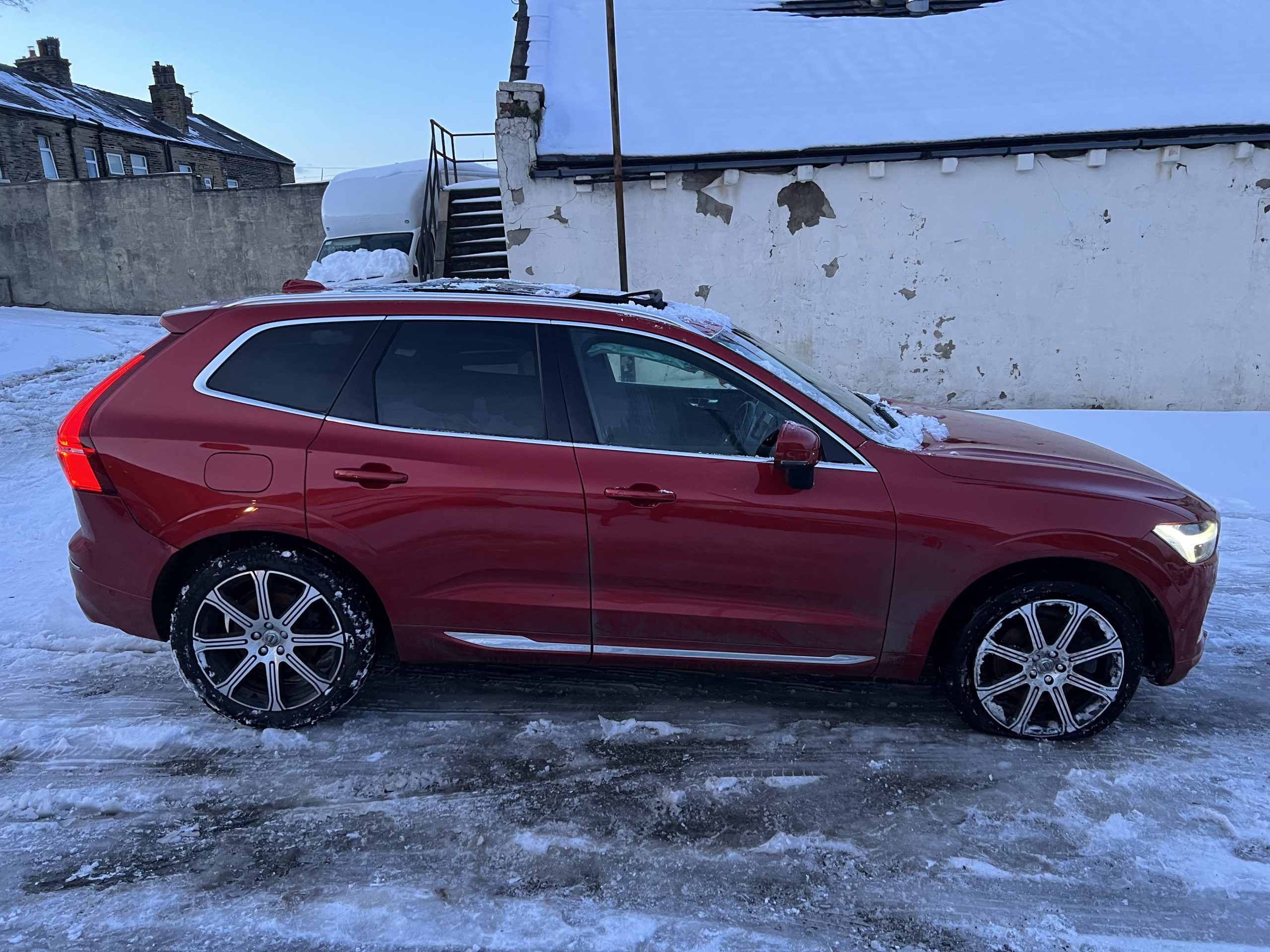 2021 21 VOLVO XC60 2.0 B5 MHEV INSCRIPTION PRO AUTO AWD CAT N DAMAGED SALVAGE