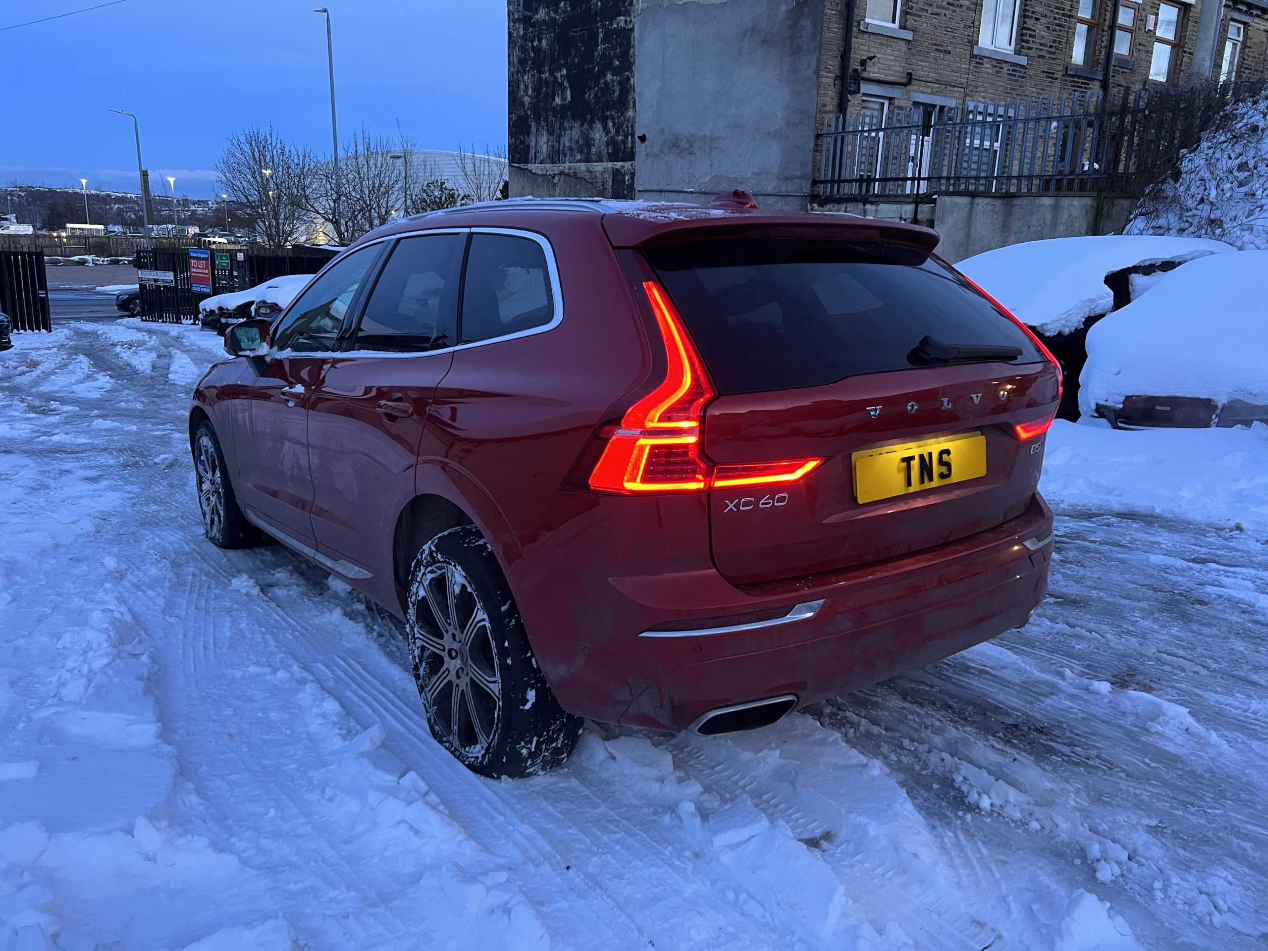 2021 21 VOLVO XC60 2.0 B5 MHEV INSCRIPTION PRO AUTO AWD CAT N DAMAGED SALVAGE