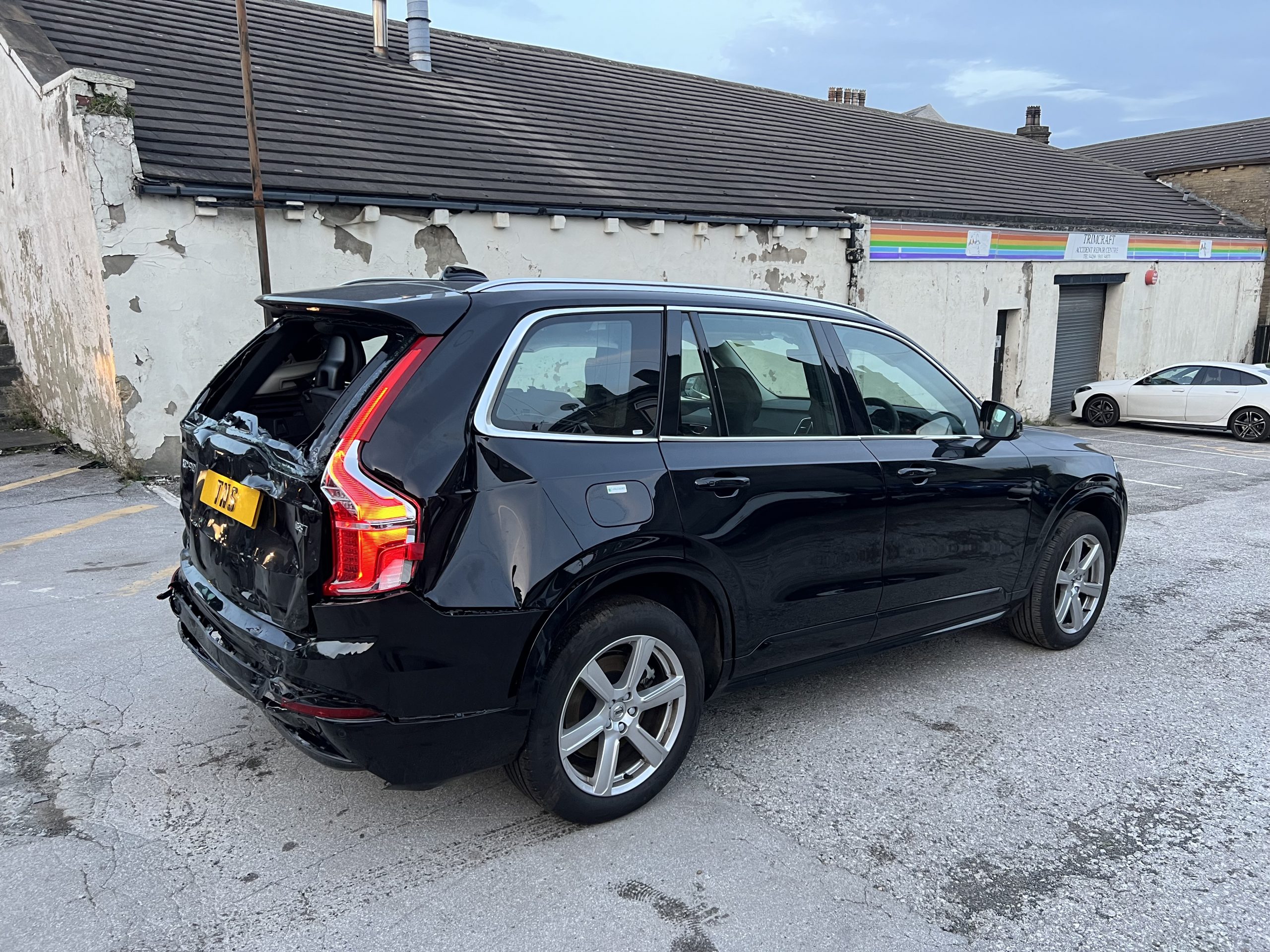 2023 23 VOLVO XC90 2.0 B5 MHEV CORE AUTO 4WD EURO 6 CAT S DAMAGED SALVAGE