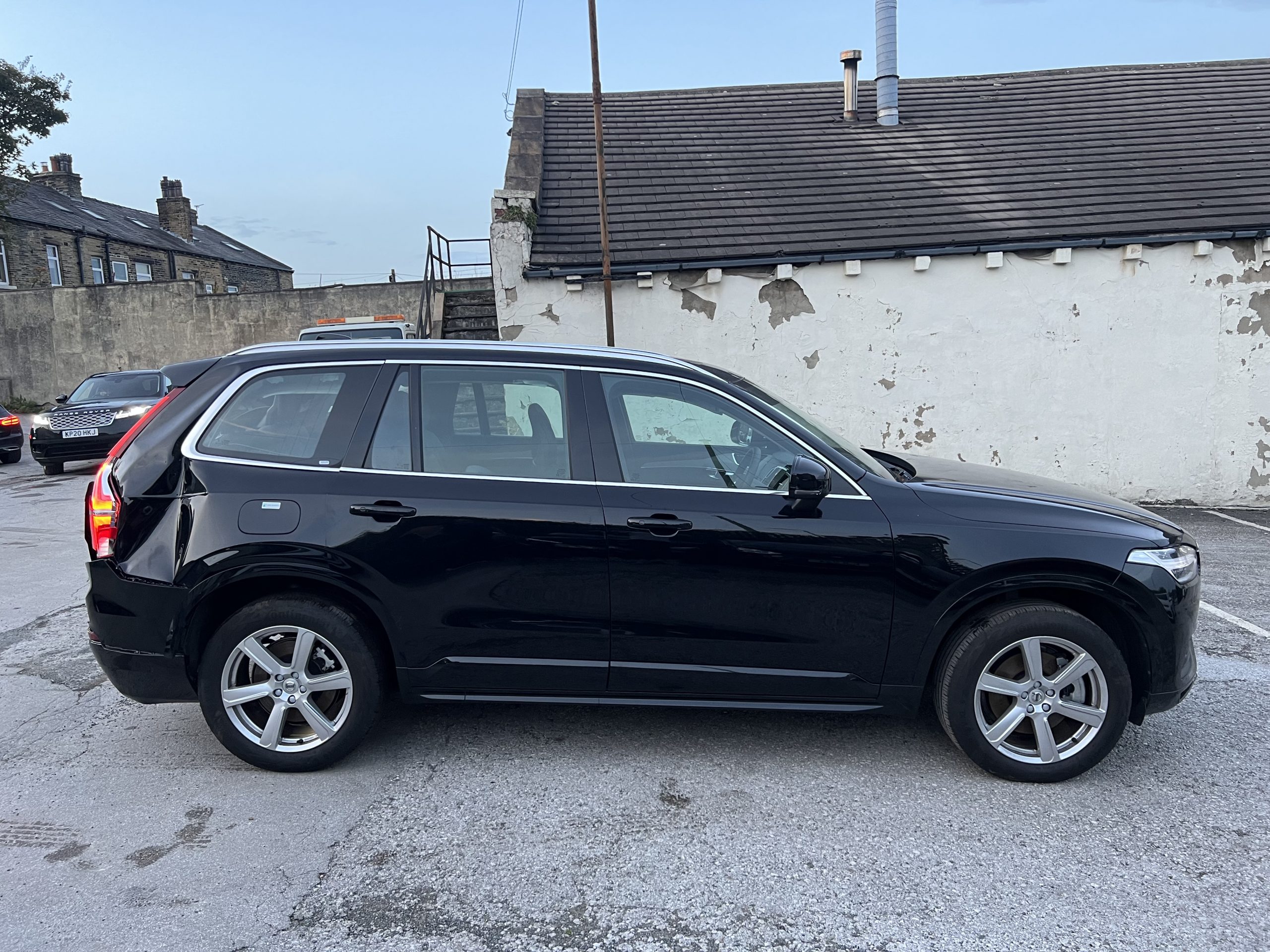 2023 23 VOLVO XC90 2.0 B5 MHEV CORE AUTO 4WD EURO 6 CAT S DAMAGED SALVAGE