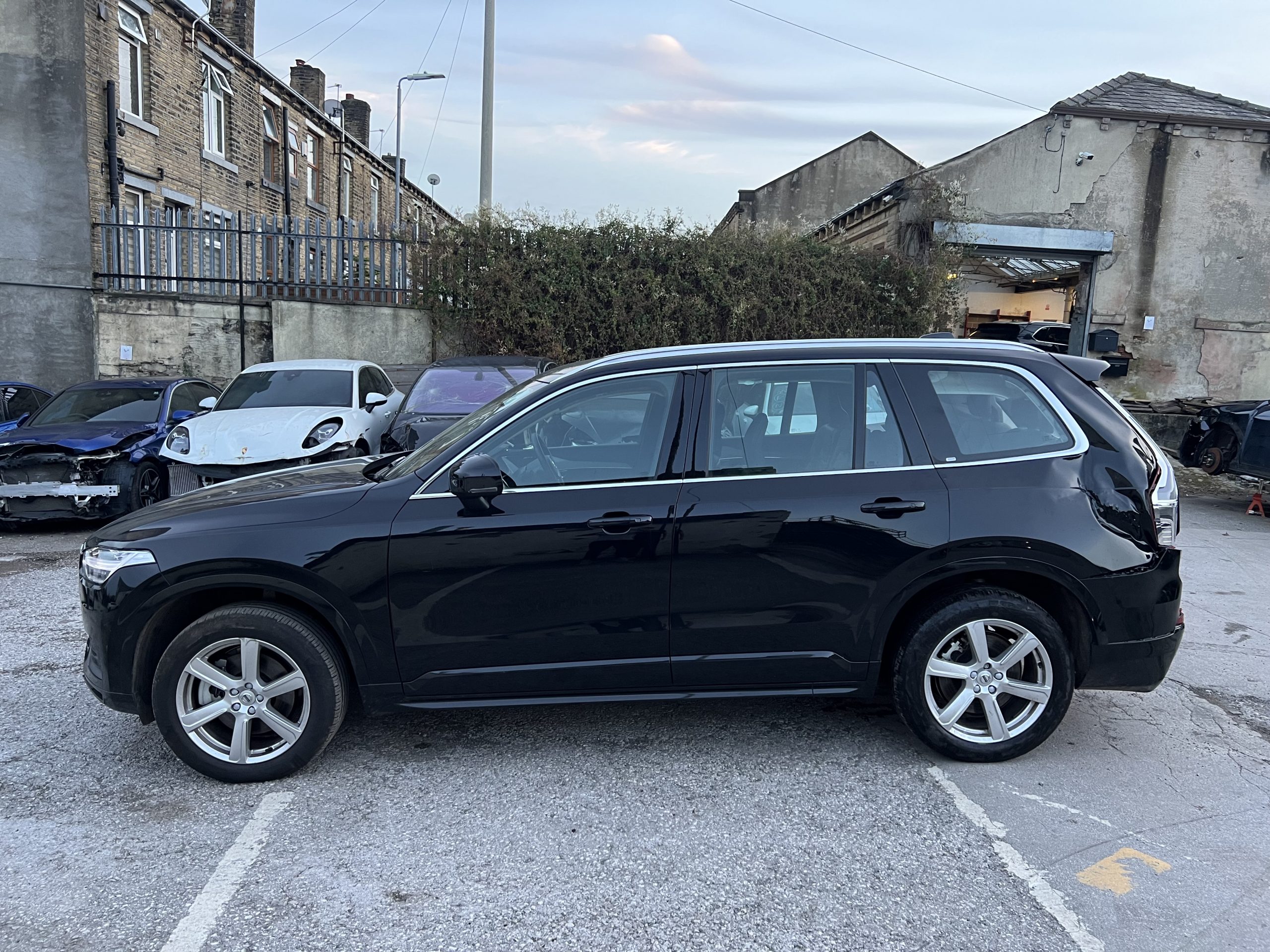 2023 23 VOLVO XC90 2.0 B5 MHEV CORE AUTO 4WD EURO 6 CAT S DAMAGED SALVAGE