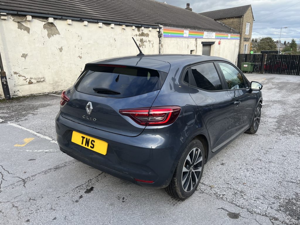 2020 70 RENAULT CLIO 1.0 TCe ICONIC CVT A7 AUTO EURO 6 CAT S DAMAGED SALVAGE