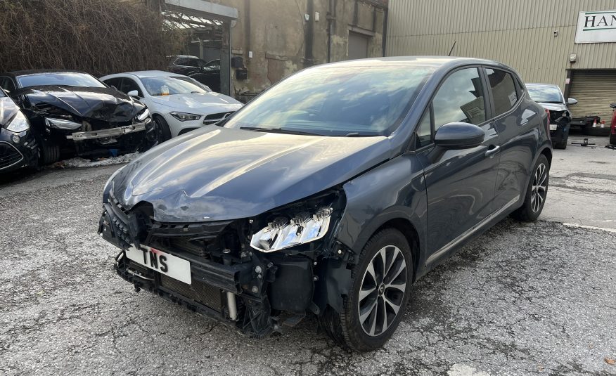 2020 70 RENAULT CLIO 1.0 TCe ICONIC CVT A7 AUTO EURO 6 CAT S DAMAGED SALVAGE