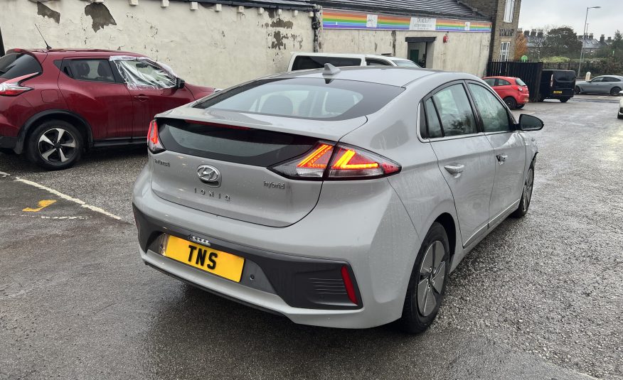 2021 71 HYUNDAI IONIQ 1.6 h-GDi PREMIUM HEV DCT AUTO CAT S DAMAGED SALVAGE